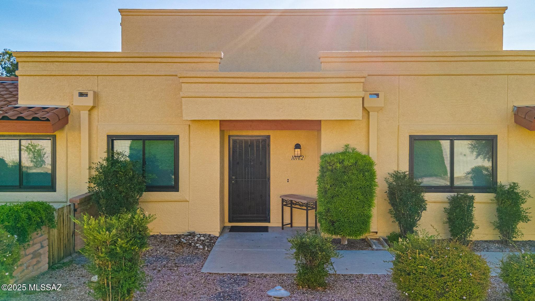 10162 E Arizmo Street