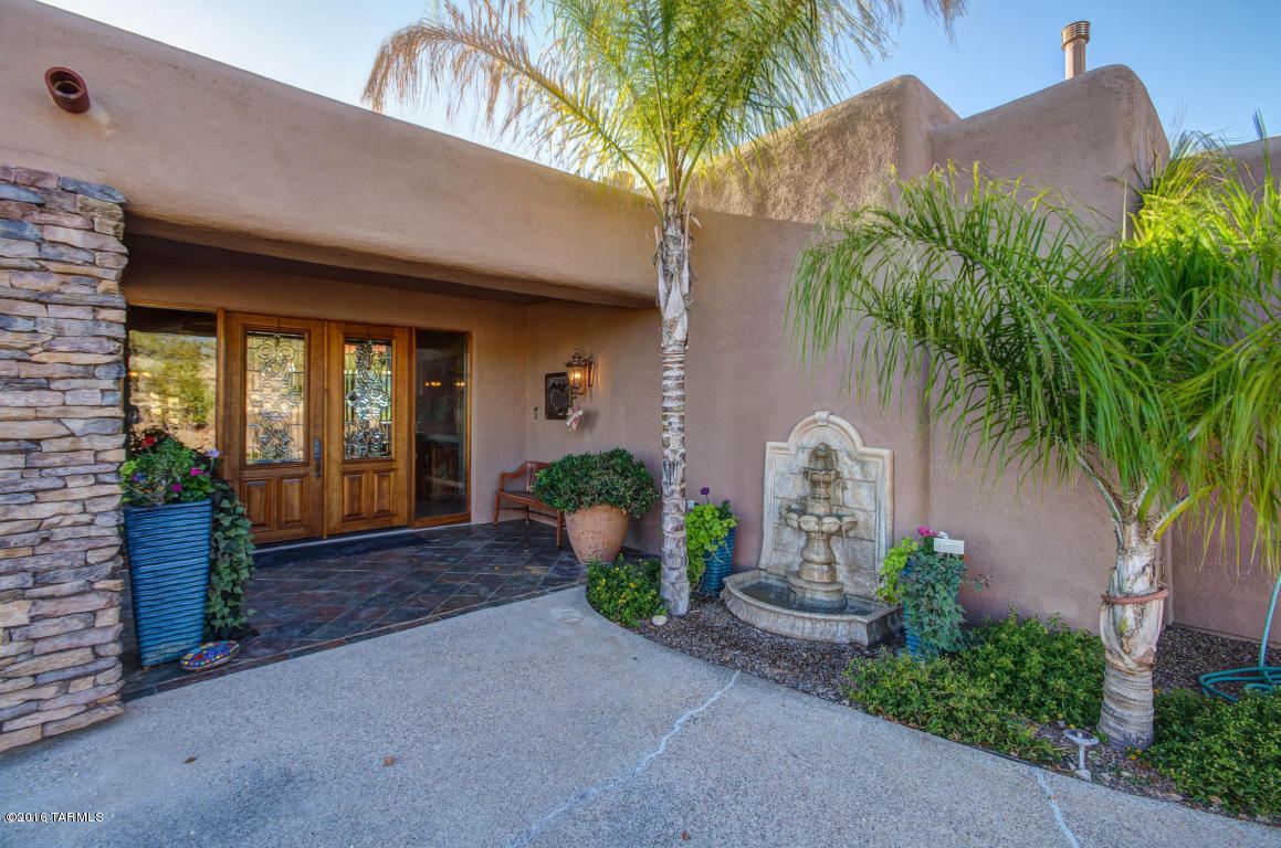 Las Alturas (1-167) - Residential Lease