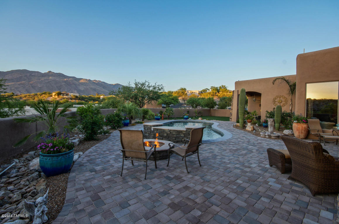 Las Alturas (1-167) - Residential Lease