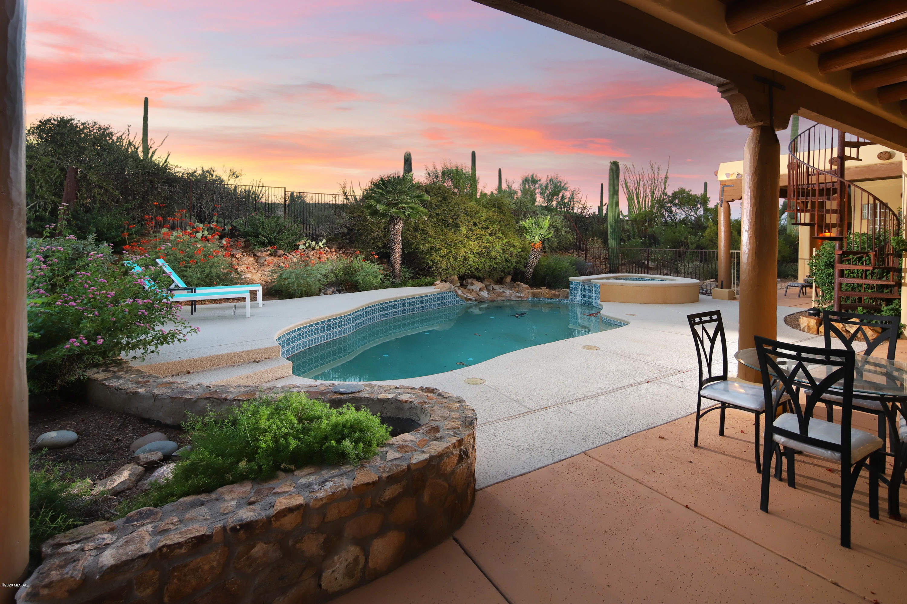 Roadrunner Hills (1-21) - Residential