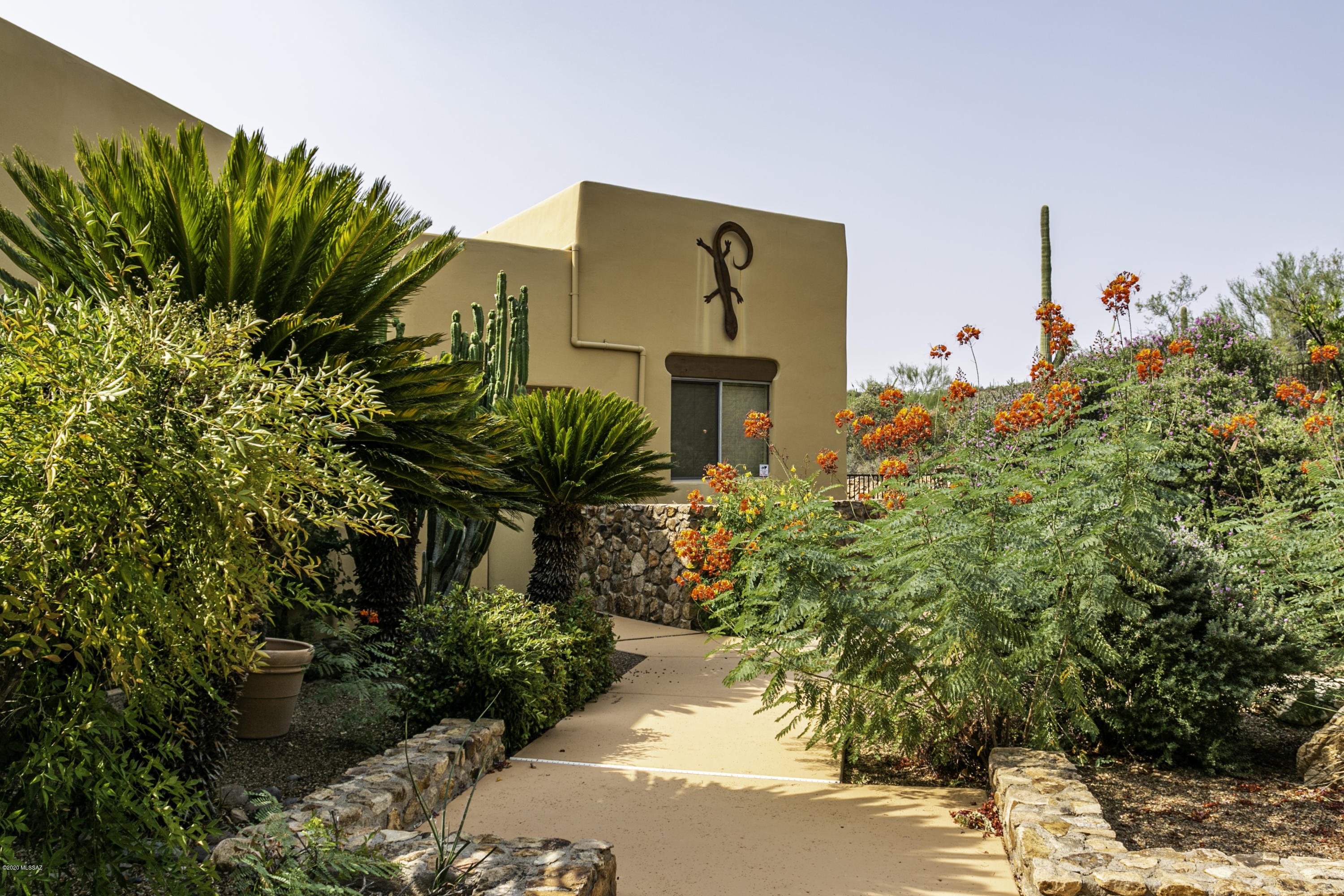 Roadrunner Hills (1-21) - Residential