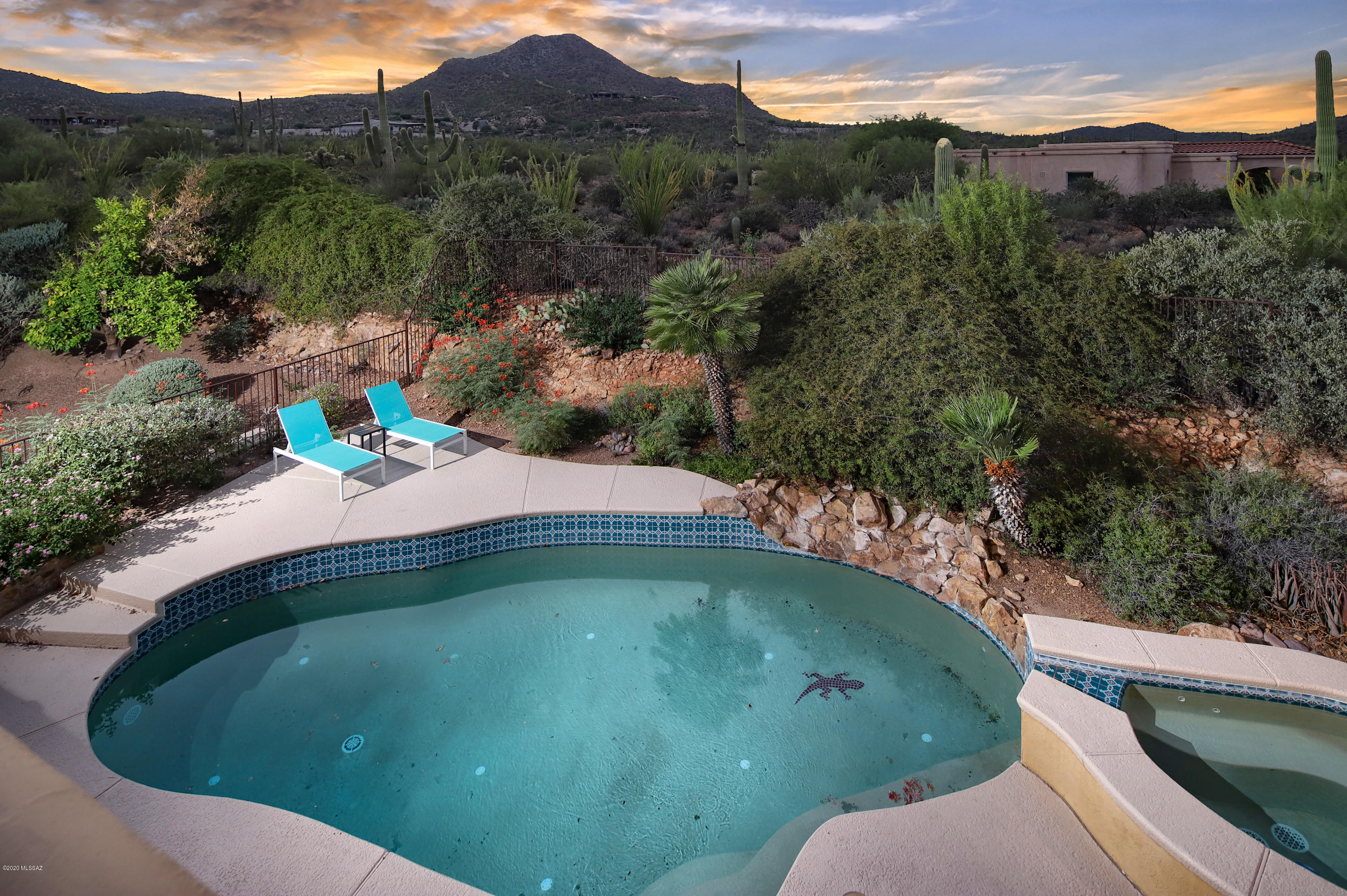 Roadrunner Hills (1-21) - Residential