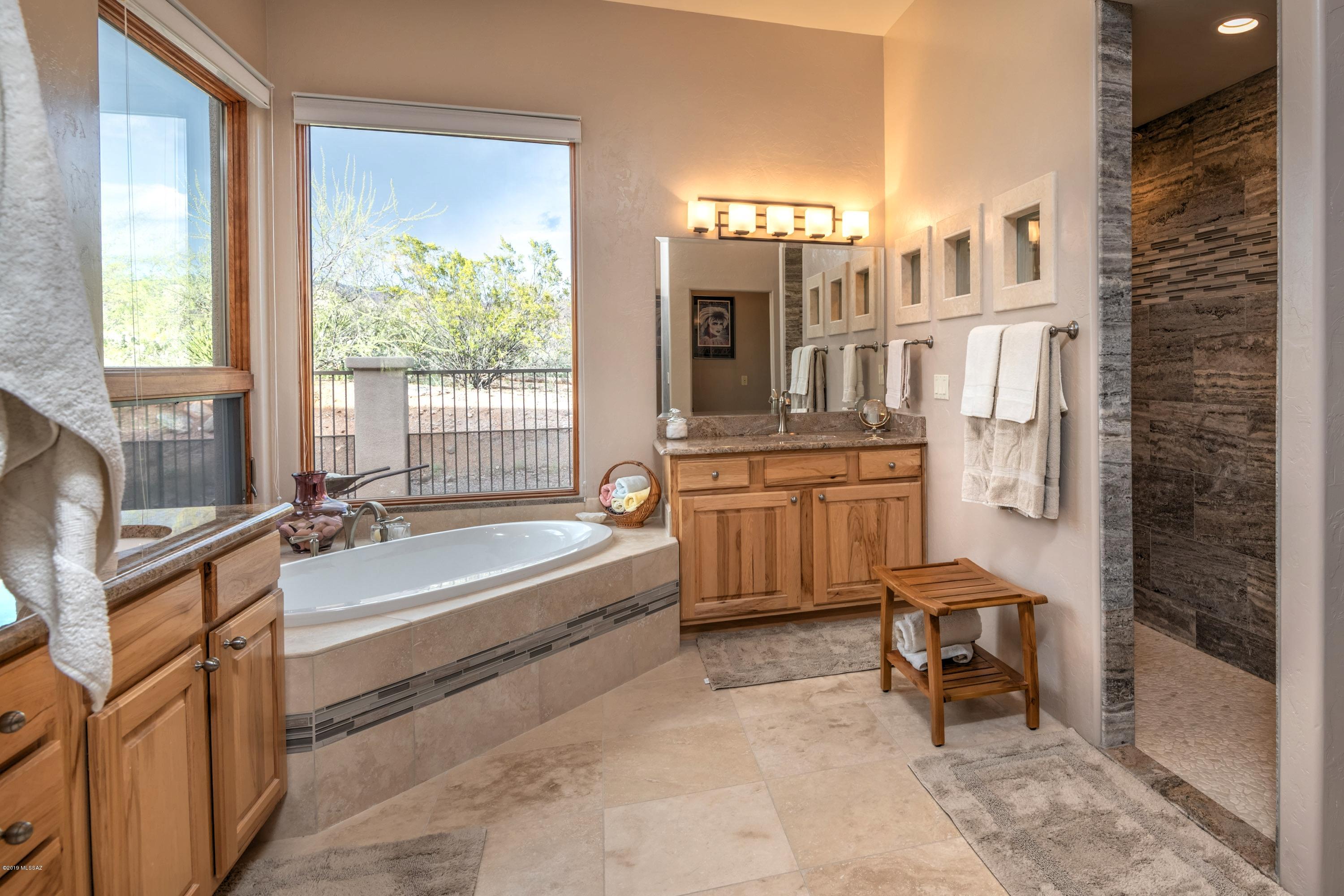 Coyote Creek (1-395) - Residential