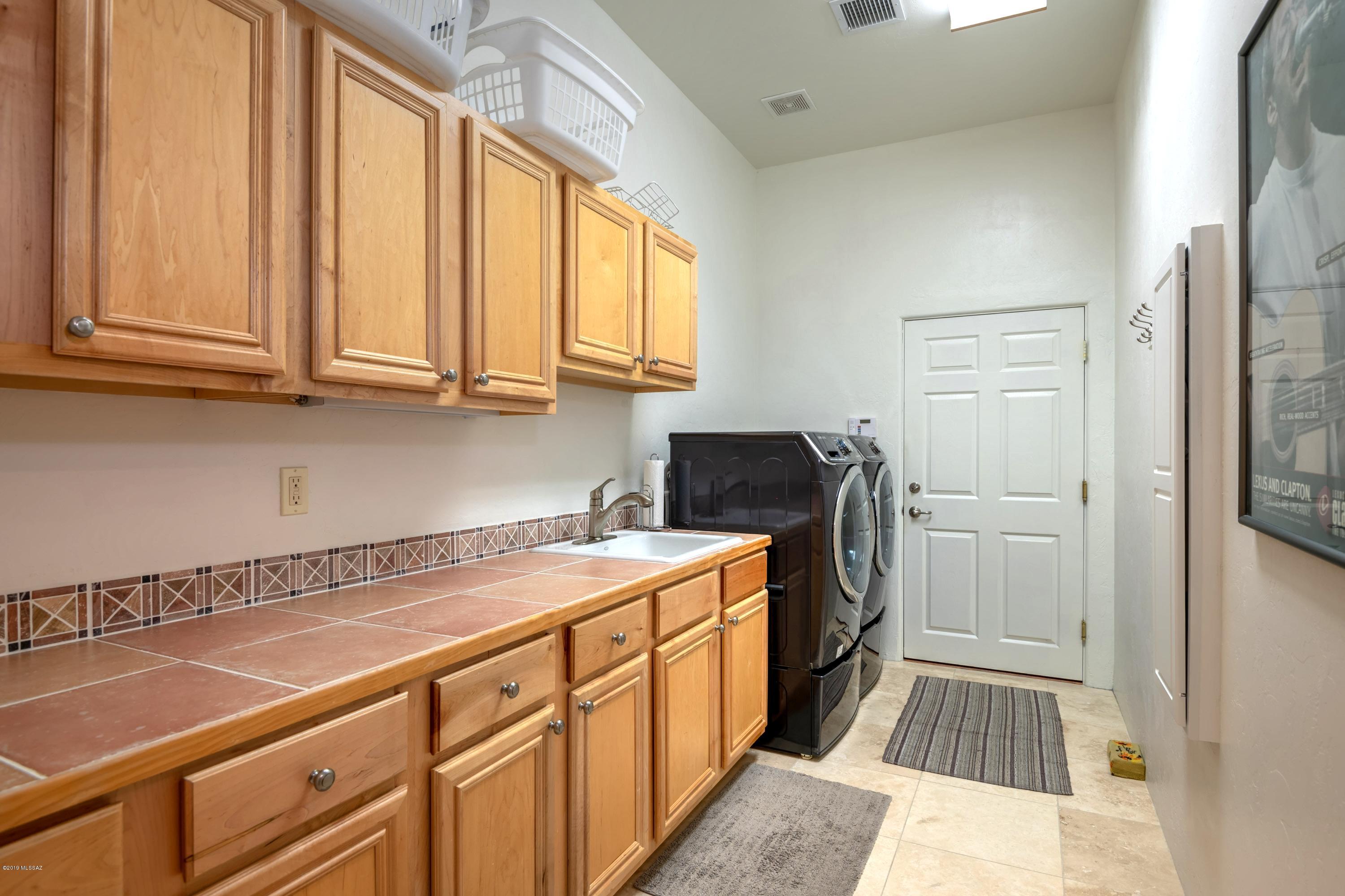 Coyote Creek (1-395) - Residential