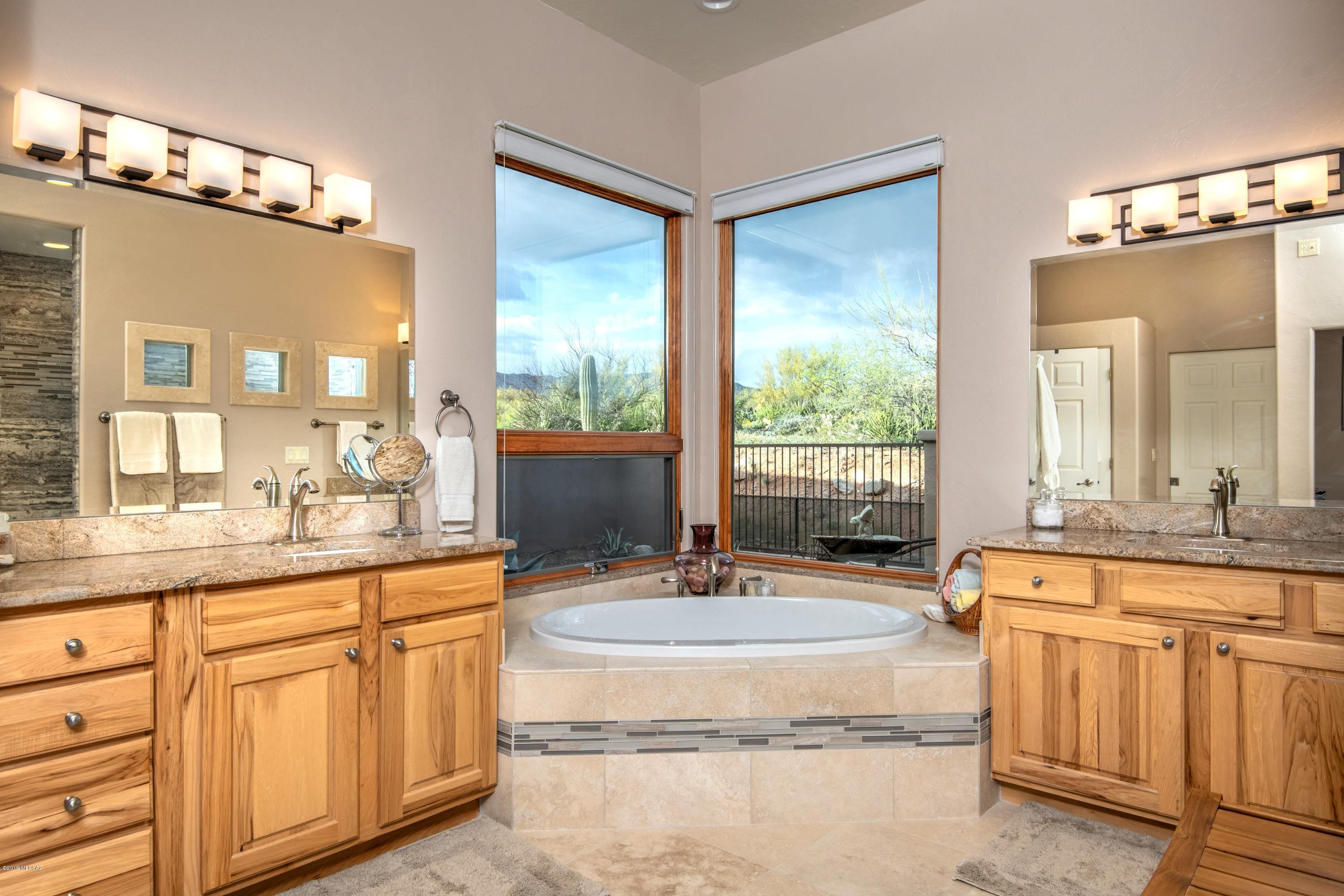 Coyote Creek (1-395) - Residential