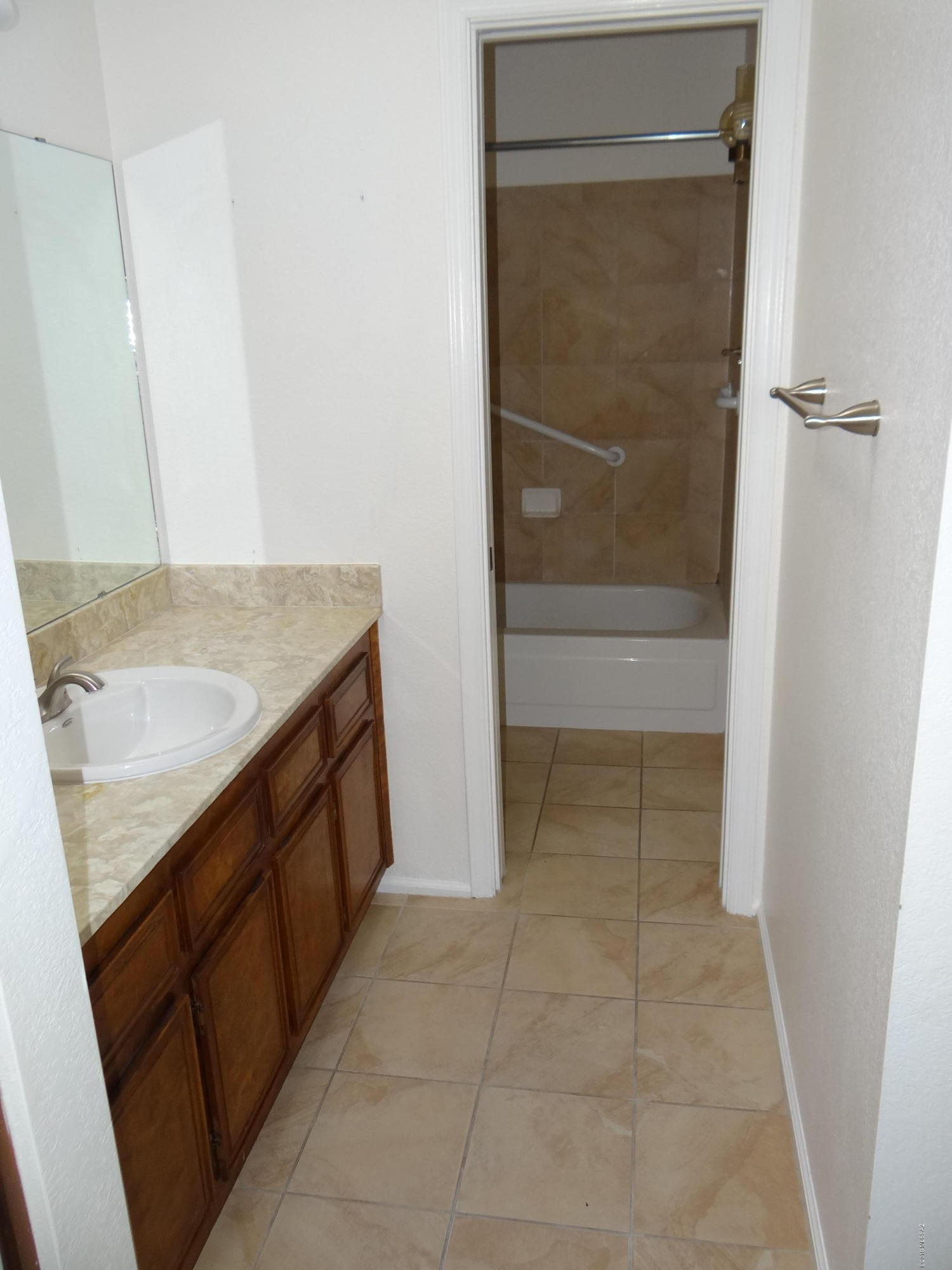 Las Casas Bellas Condo (1-44) - Residential Lease