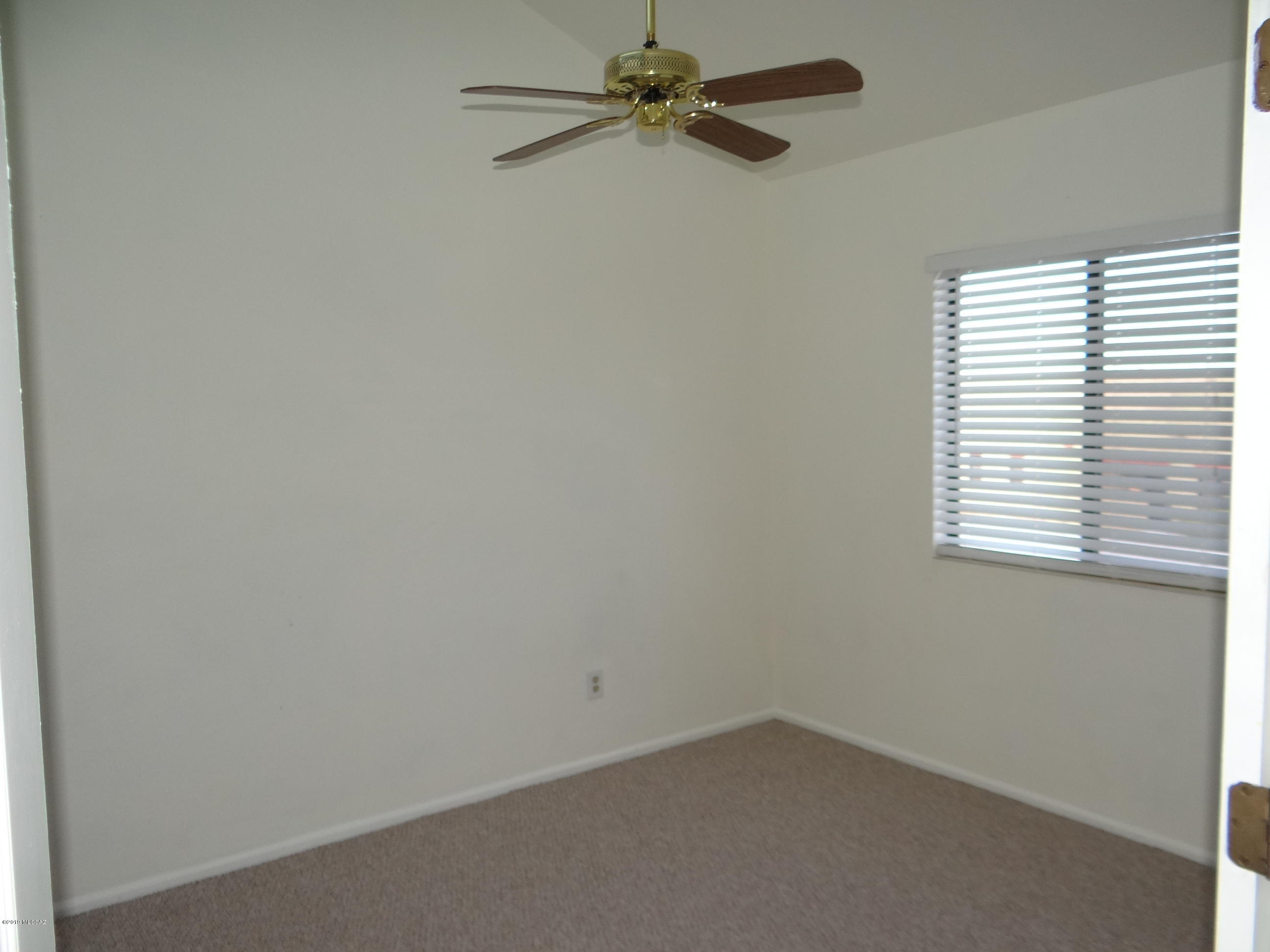 Las Casas Bellas Condo (1-44) - Residential Lease