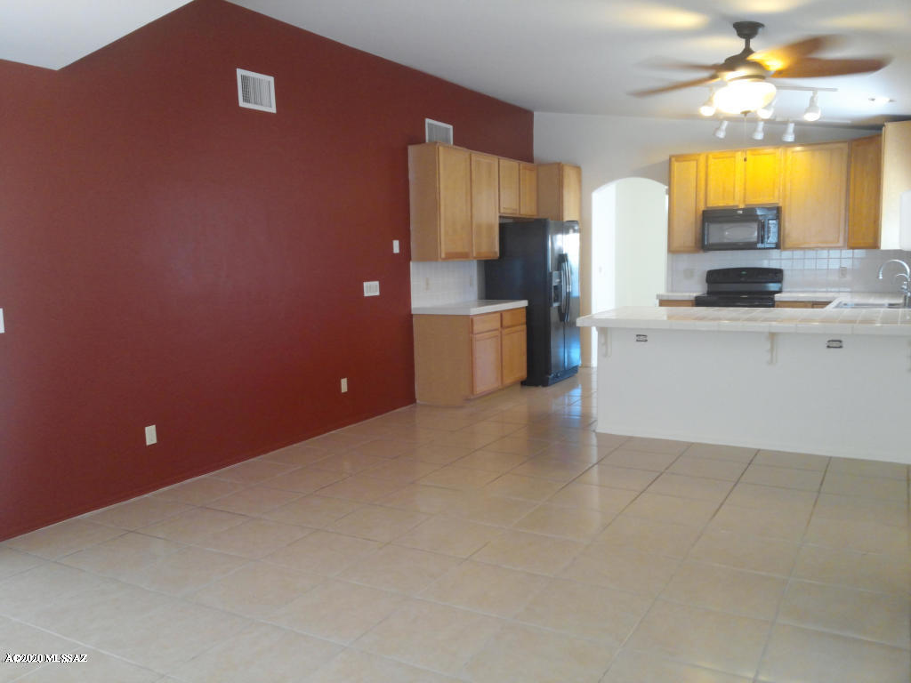 Rancho Escondido(1-198) - Residential Lease