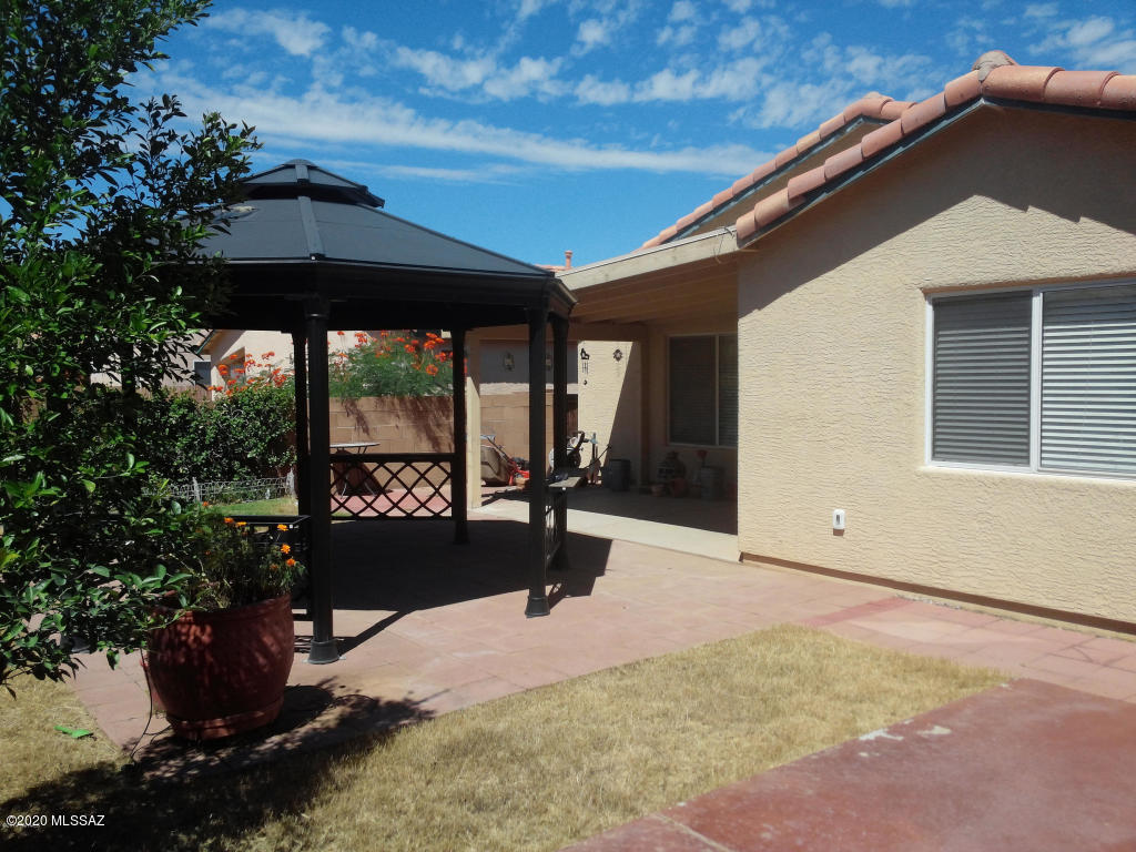 Rancho Escondido(1-198) - Residential Lease
