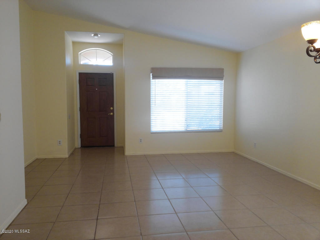 Rancho Escondido(1-198) - Residential Lease