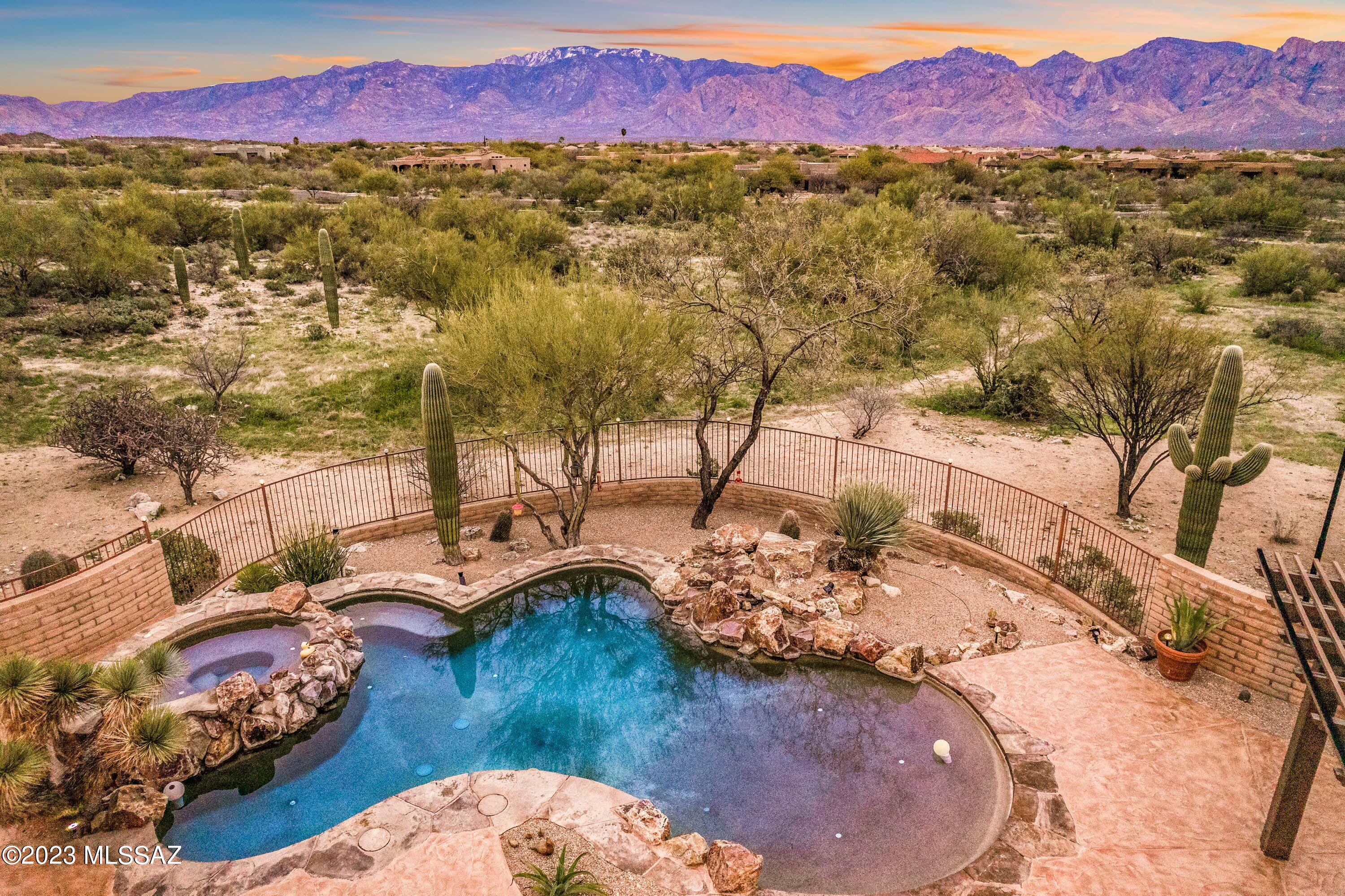 La Cholla Airpark - Residential