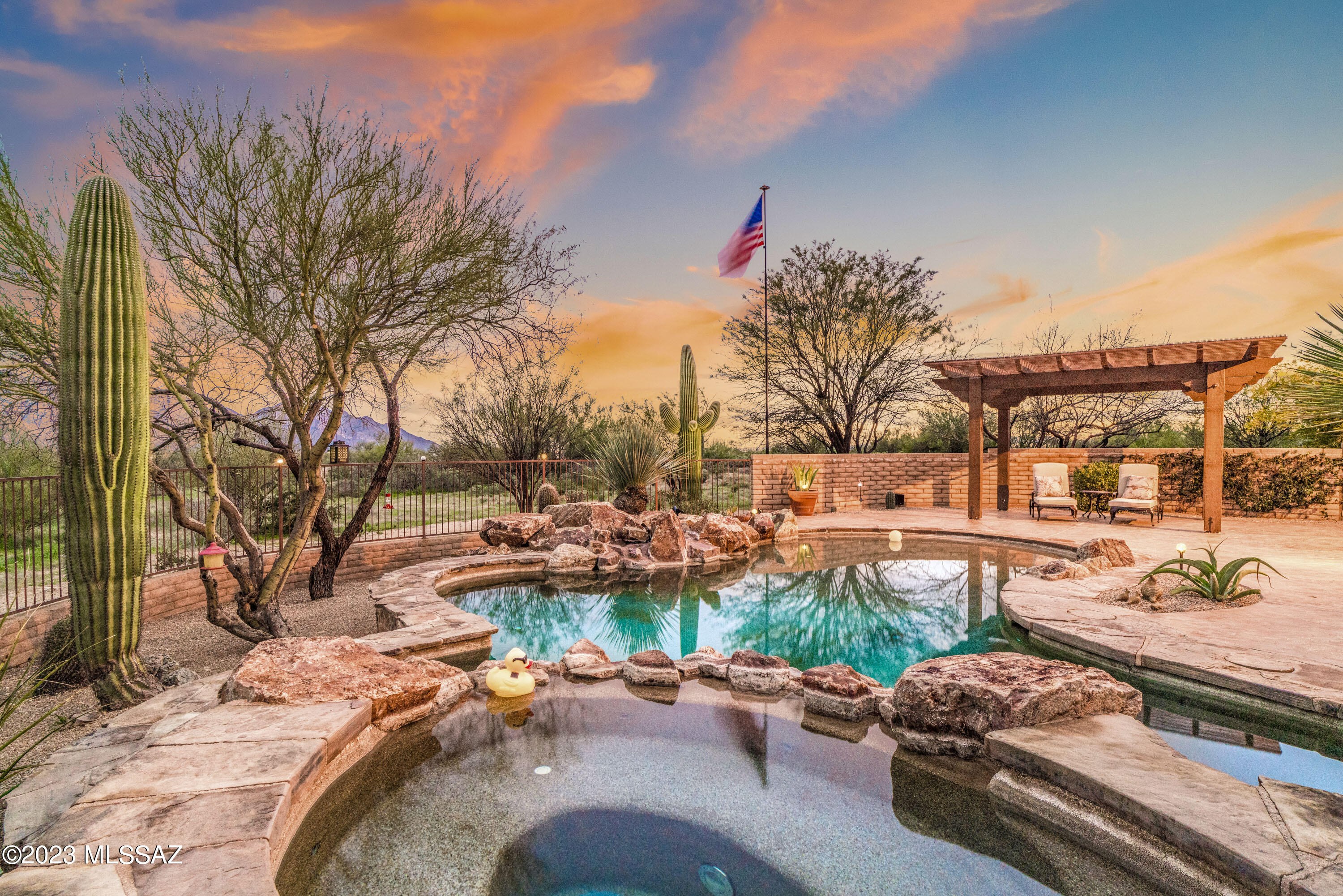 La Cholla Airpark - Residential