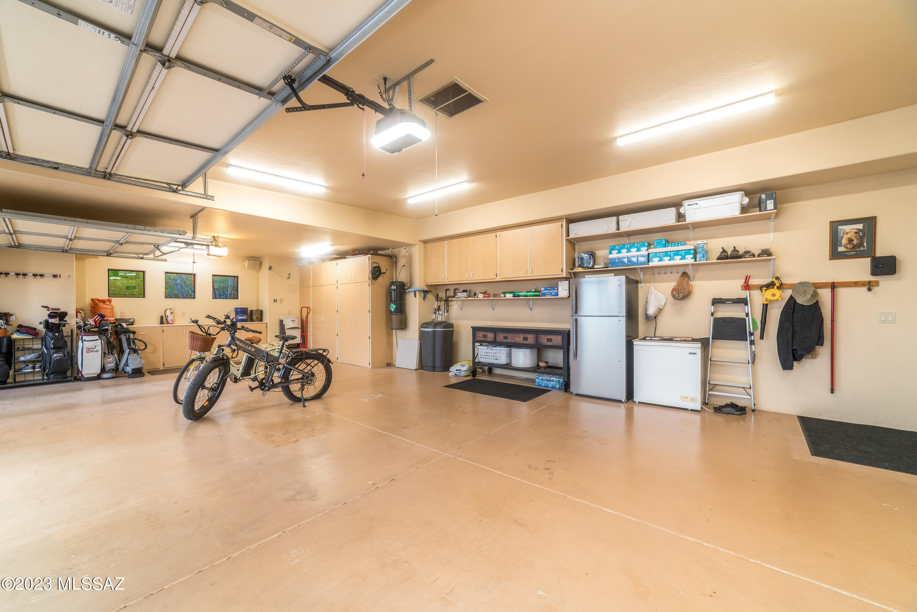 La Cholla Airpark - Residential