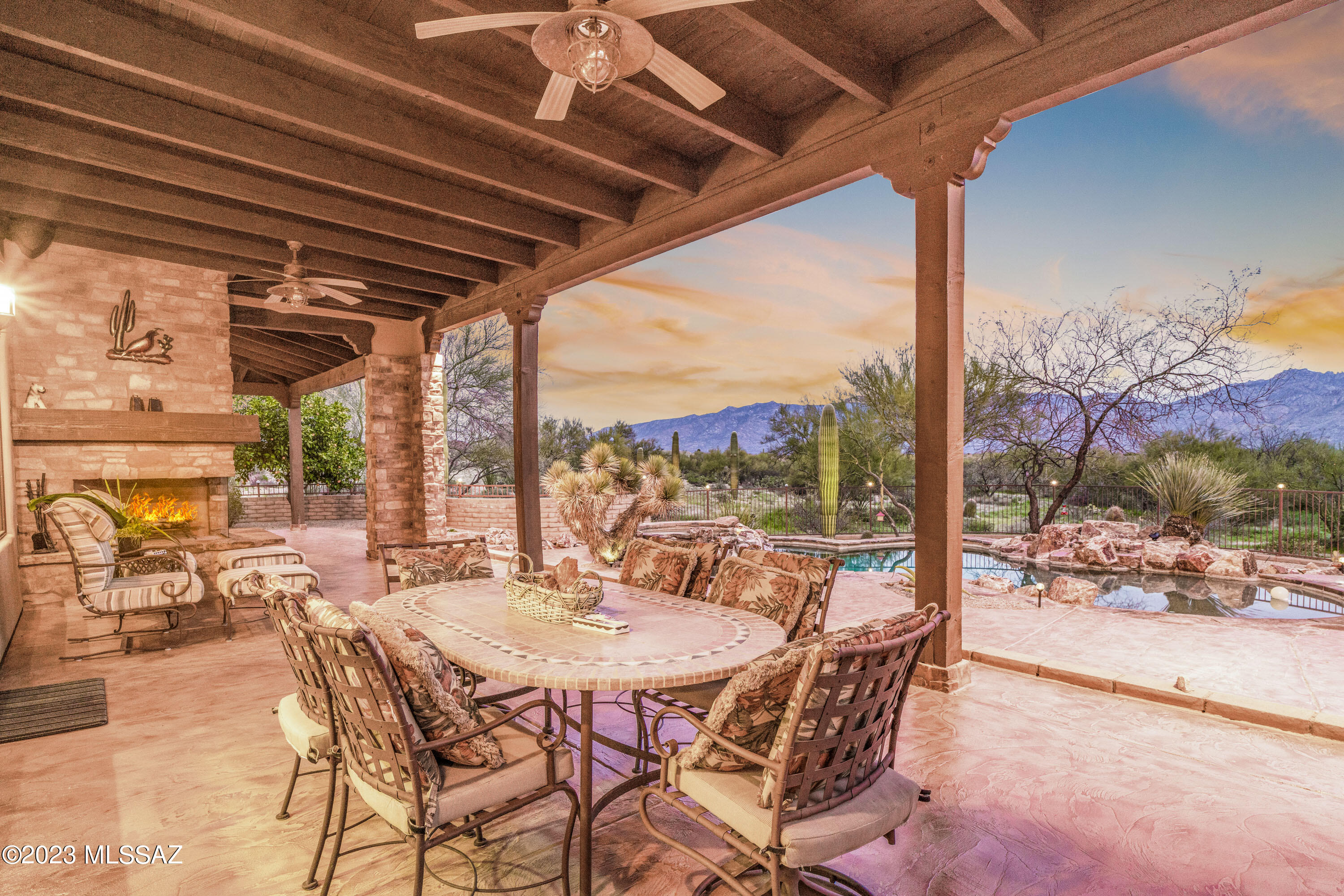 La Cholla Airpark - Residential
