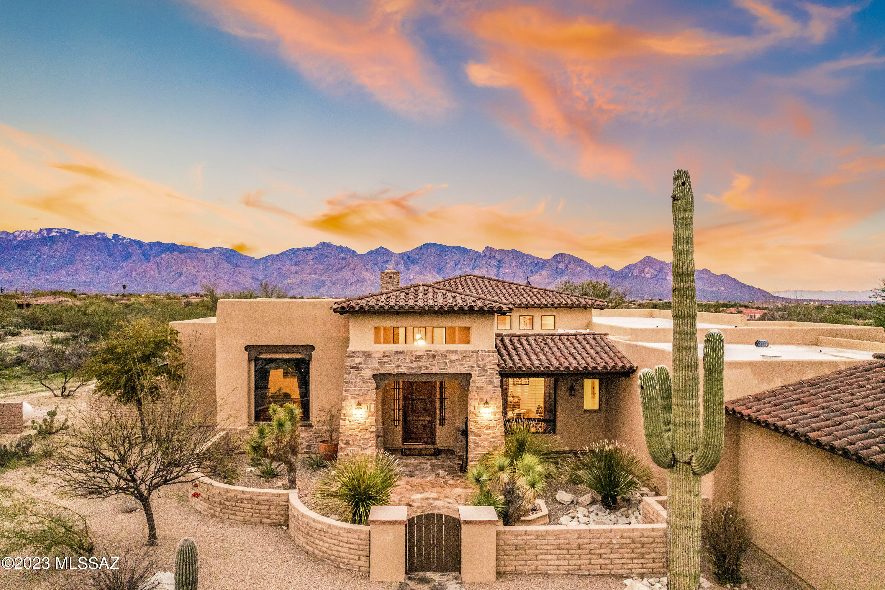 La Cholla Airpark - Residential