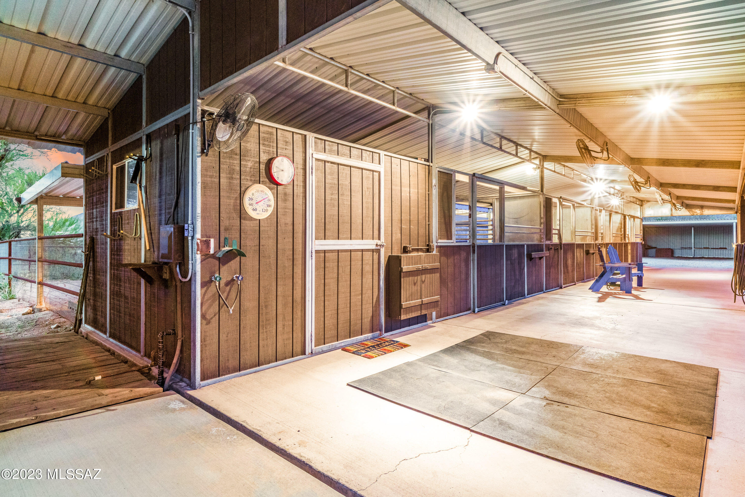 La Cholla Airpark - Residential