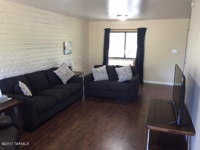 Cancha Del Golf - Residential