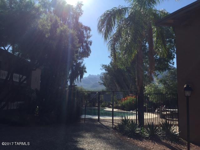 Cancha Del Golf - Residential