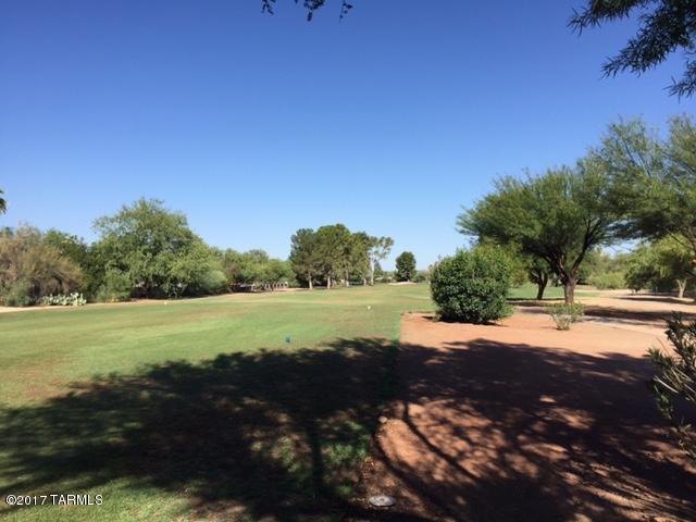 Cancha Del Golf - Residential