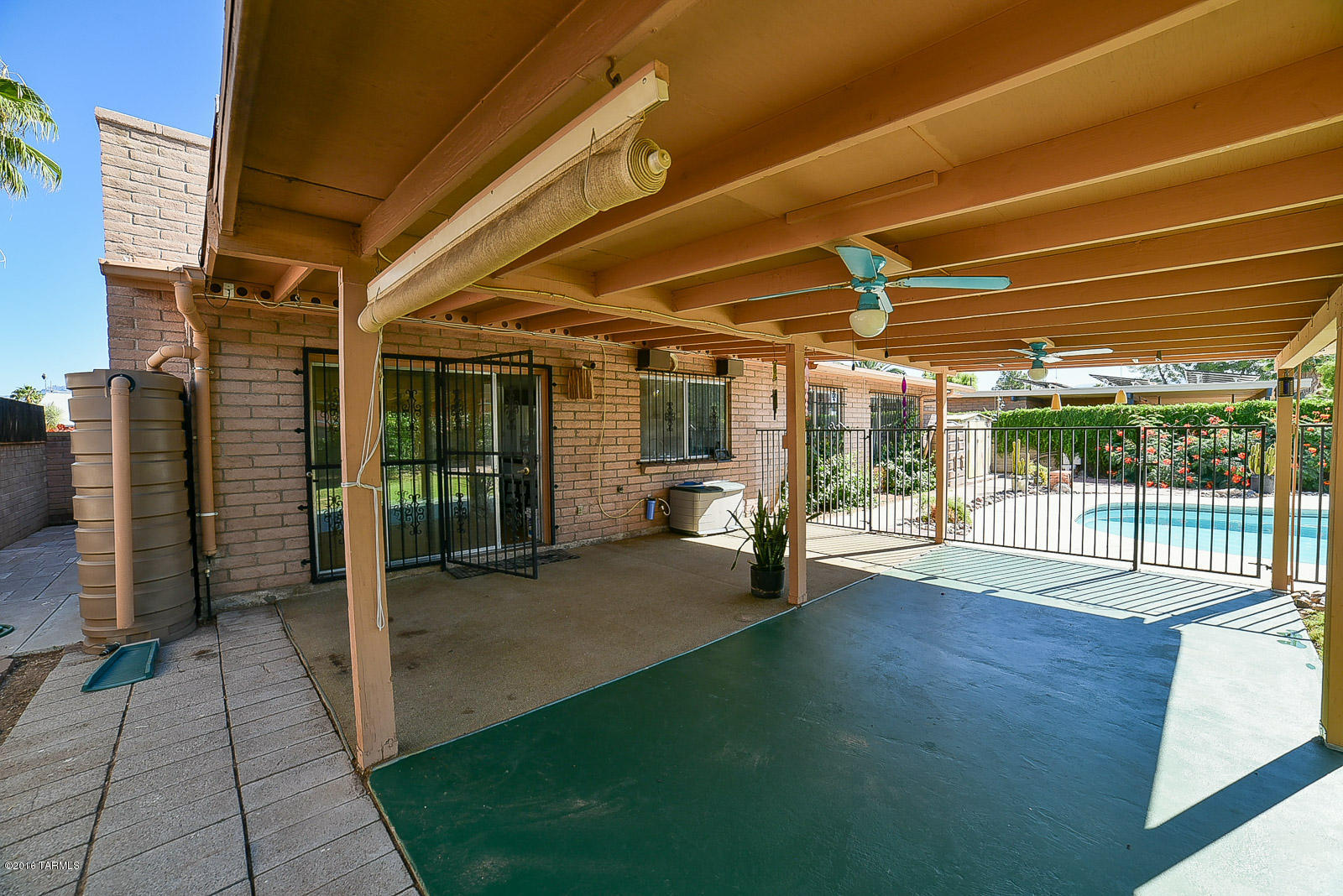 Sutton Place (1-120) - Residential