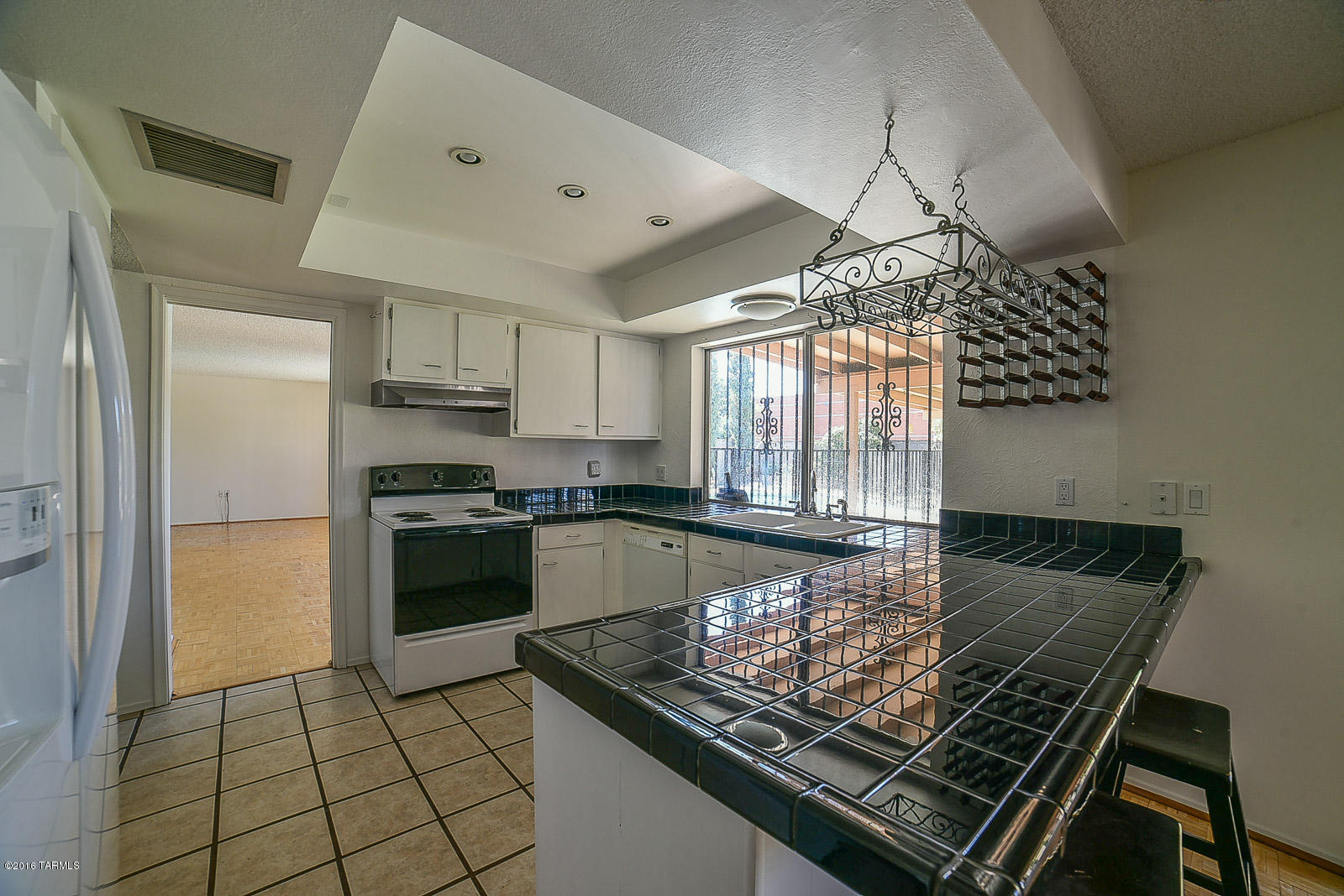 Sutton Place (1-120) - Residential