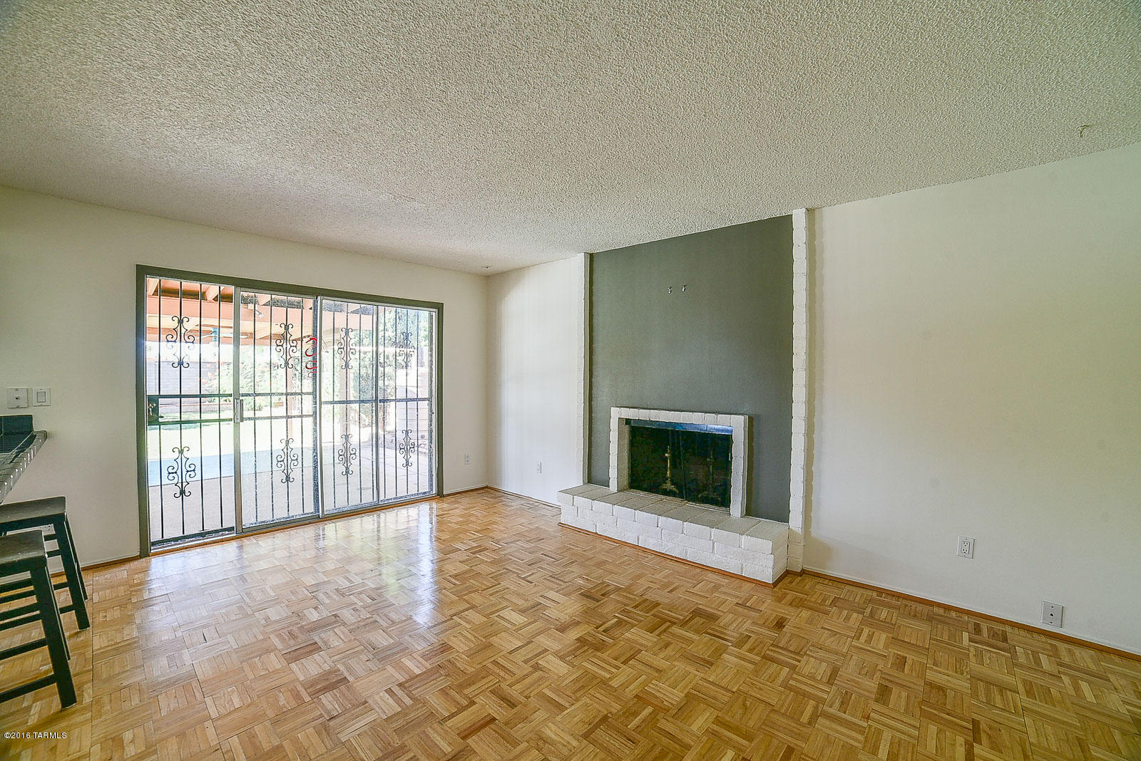 Sutton Place (1-120) - Residential