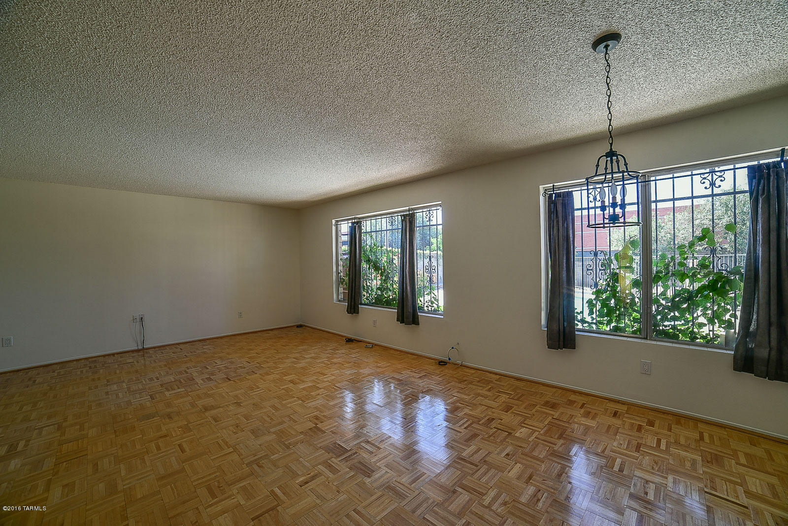 Sutton Place (1-120) - Residential