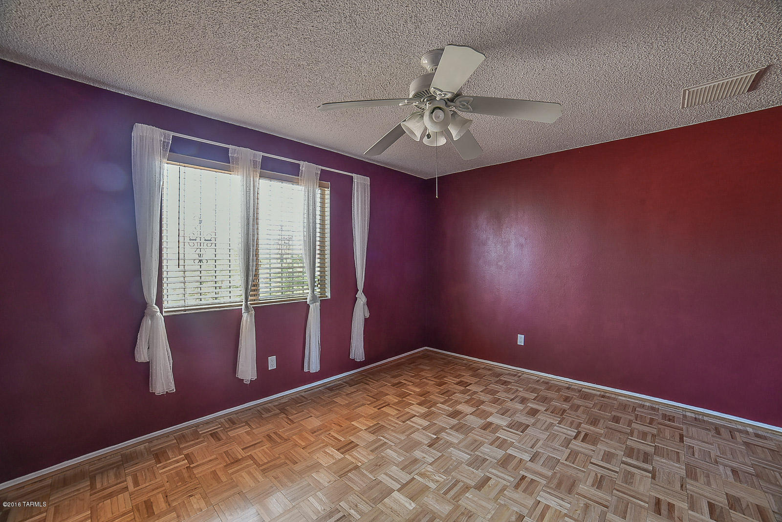 Sutton Place (1-120) - Residential