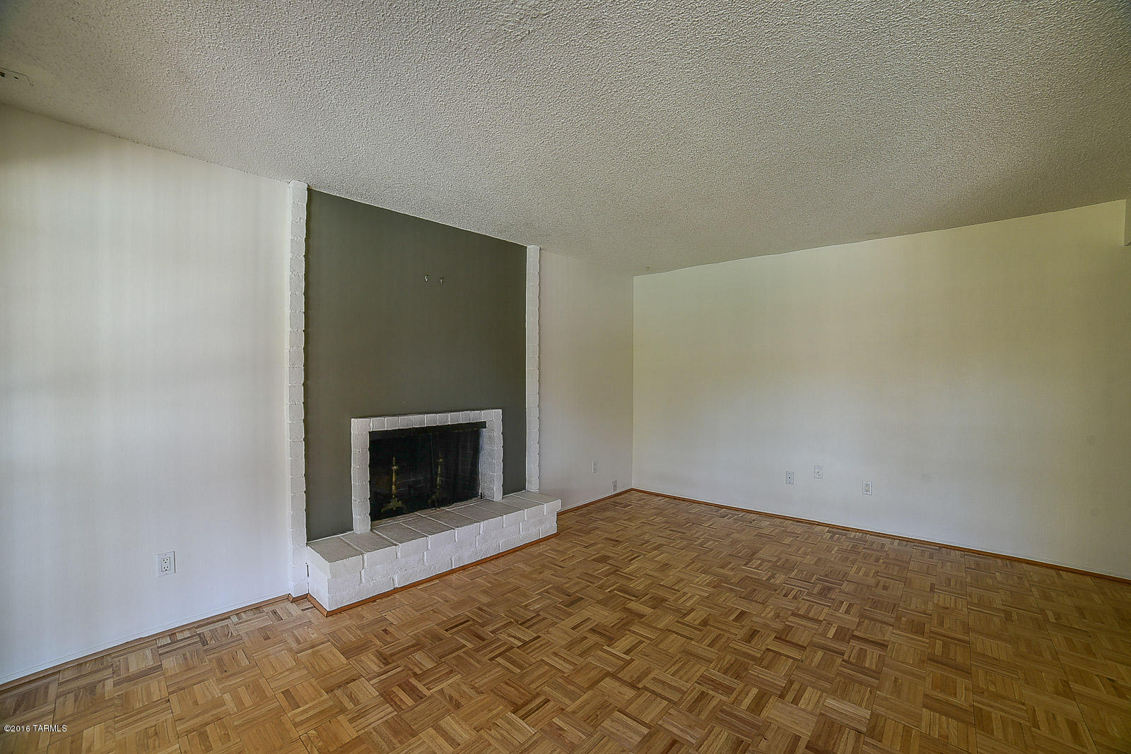 Sutton Place (1-120) - Residential