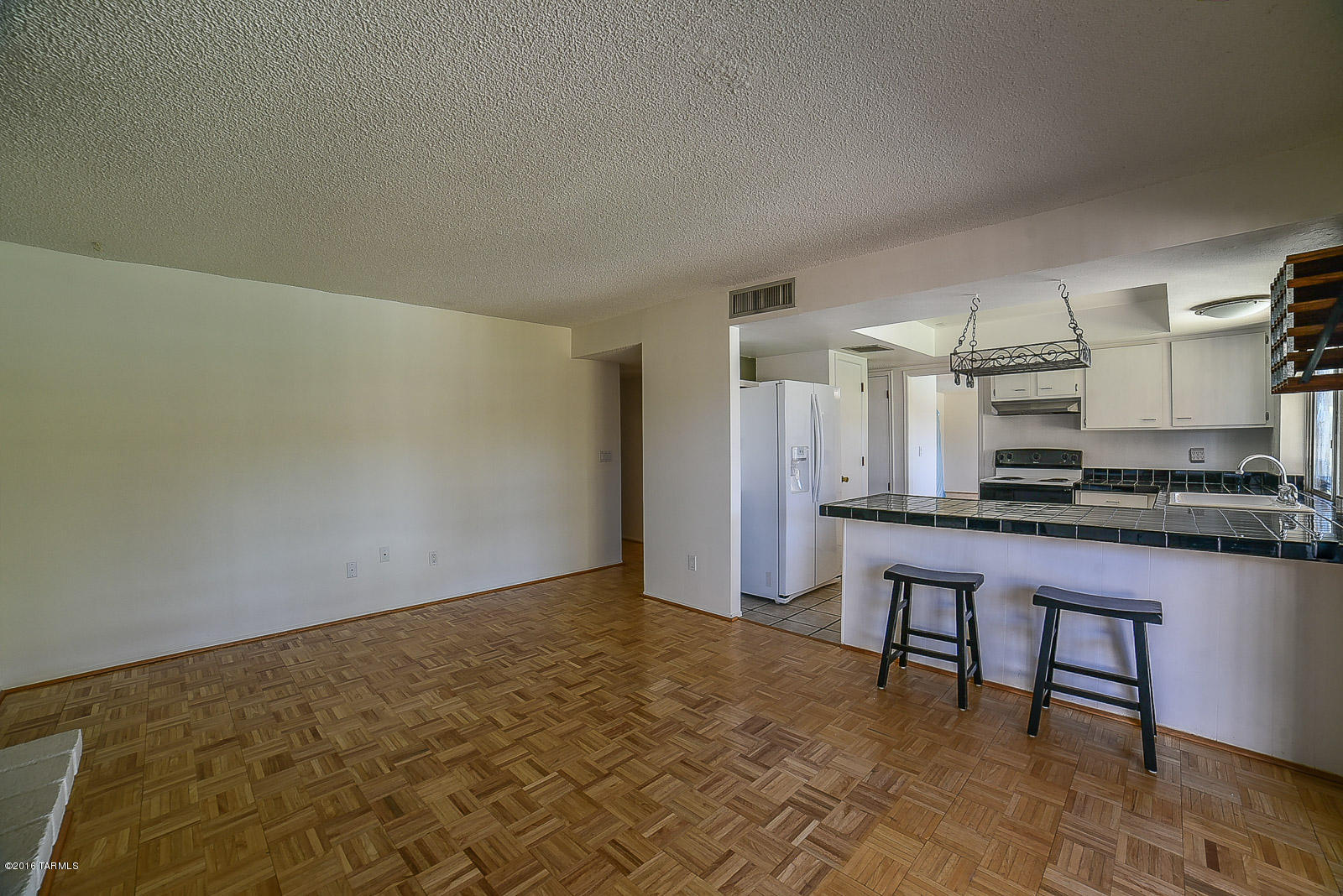 Sutton Place (1-120) - Residential