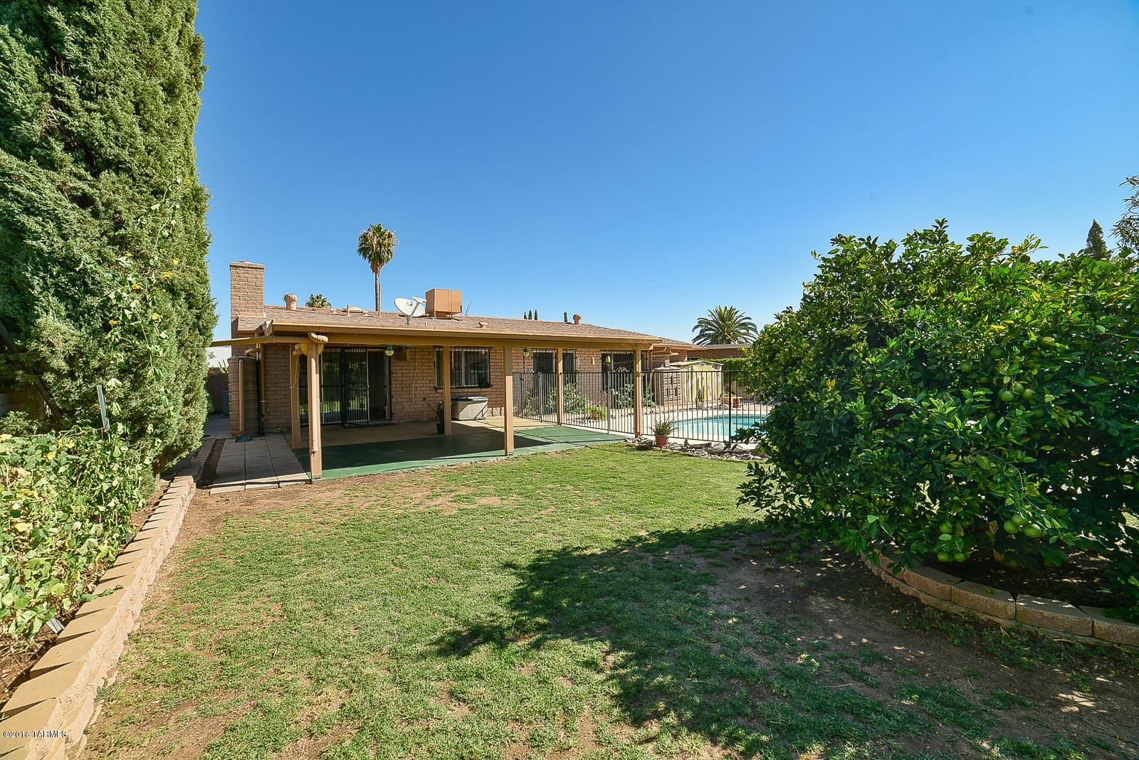 Sutton Place (1-120) - Residential