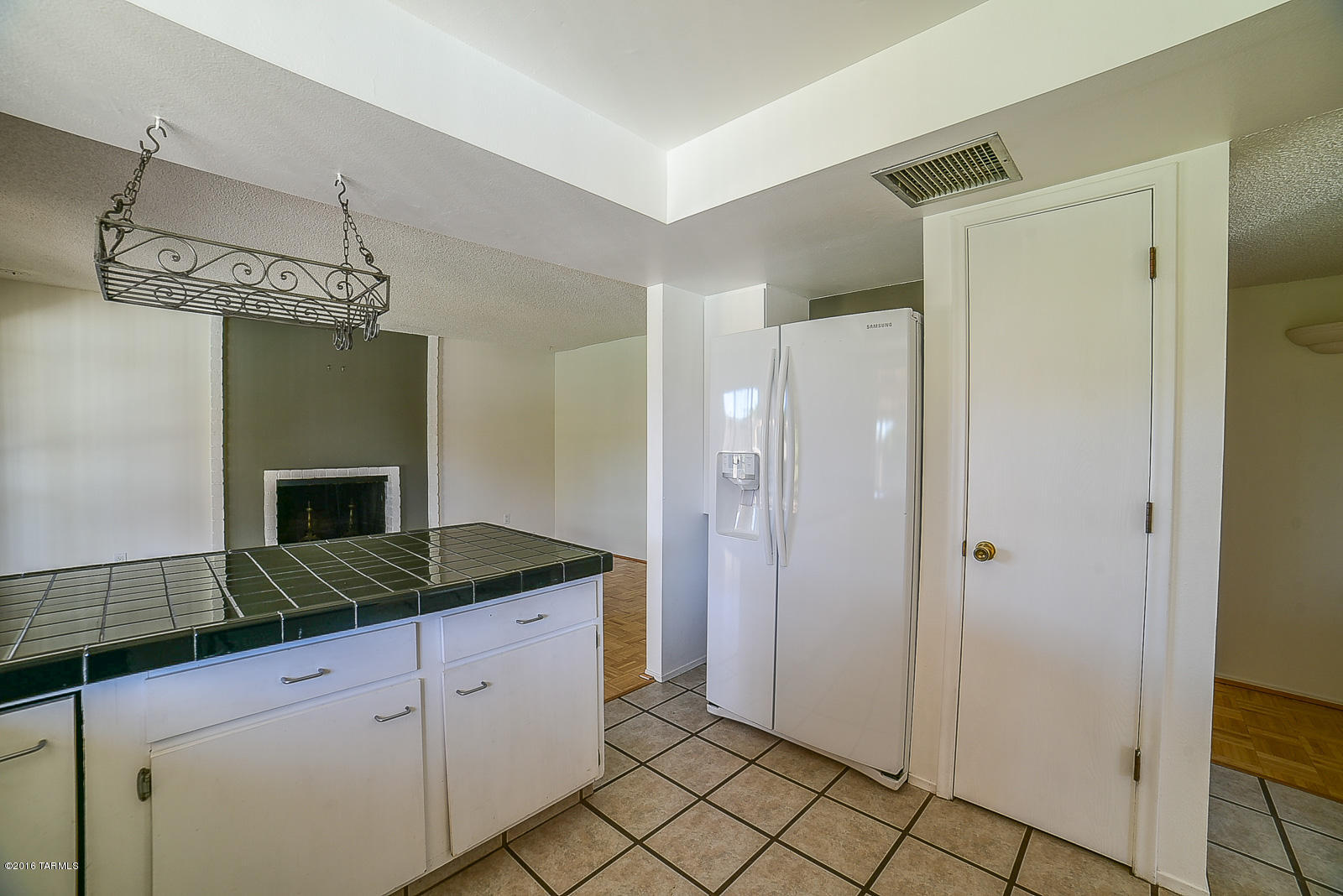 Sutton Place (1-120) - Residential