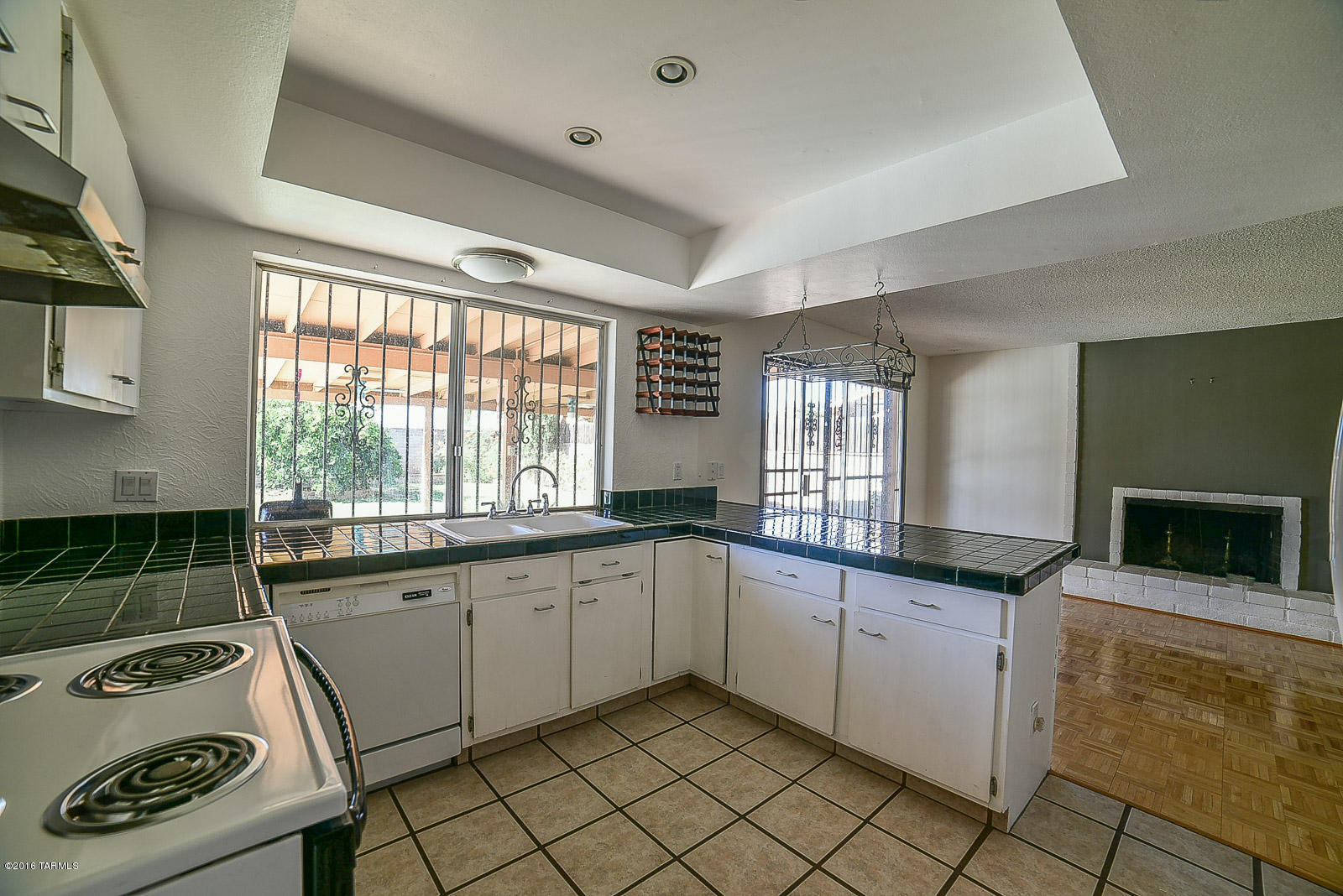 Sutton Place (1-120) - Residential