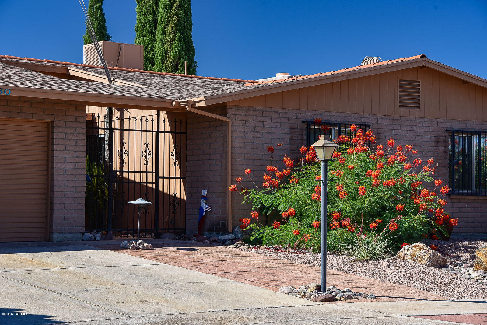 Sutton Place (1-120) - Residential