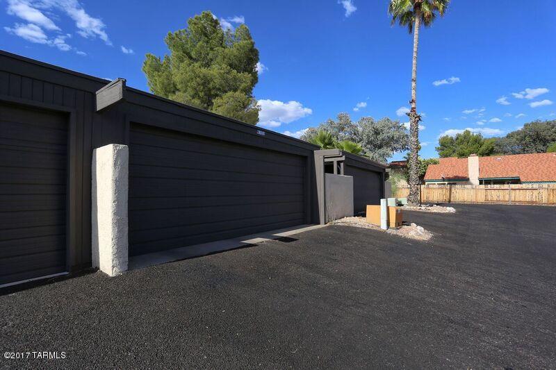 Orange Grove Manor Townhouses (1-58) - Residential