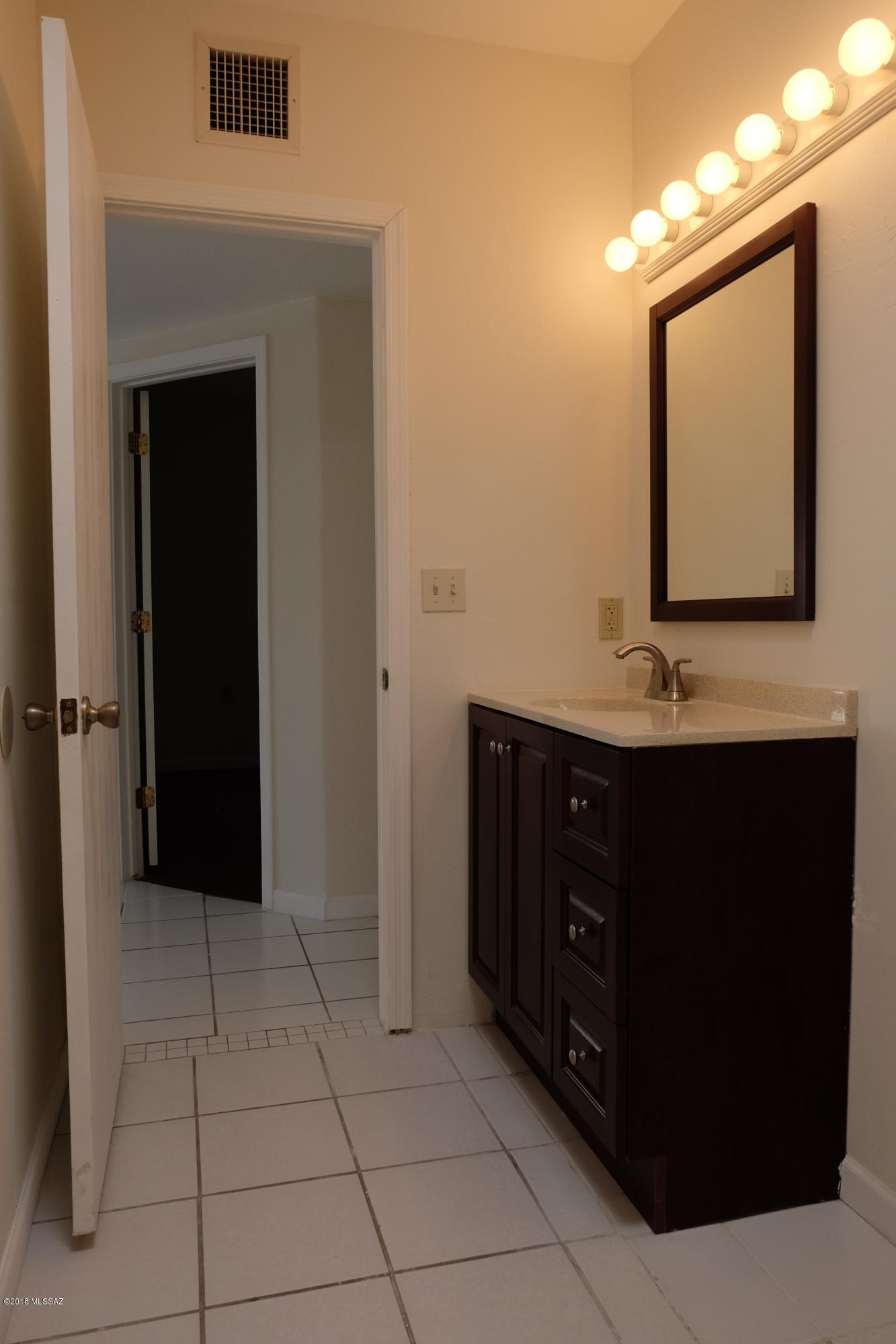 Granada Park - Residential Lease