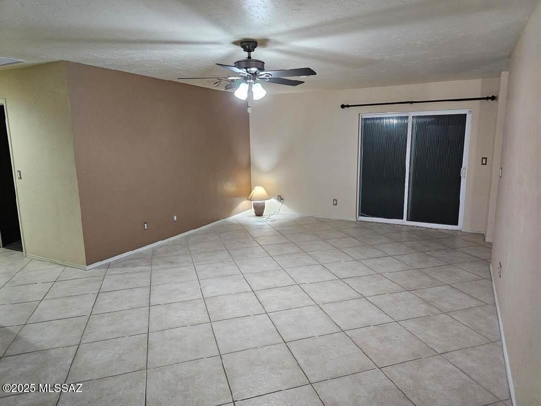 Casas Adobes Country Club Est. - Residential Lease