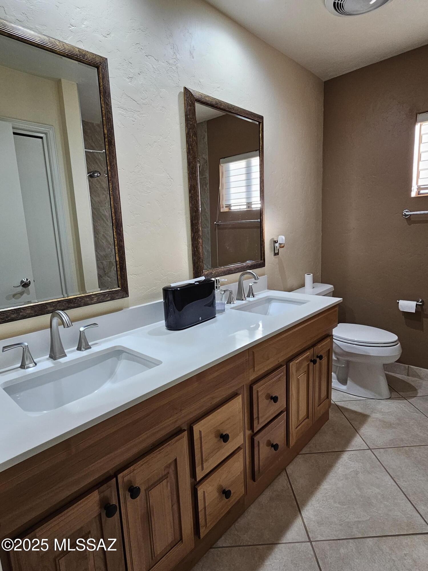 Casas Adobes Country Club Est. - Residential Lease