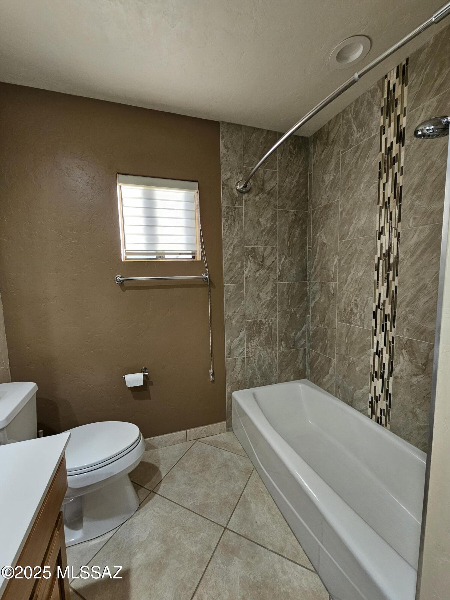 Casas Adobes Country Club Est. - Residential Lease