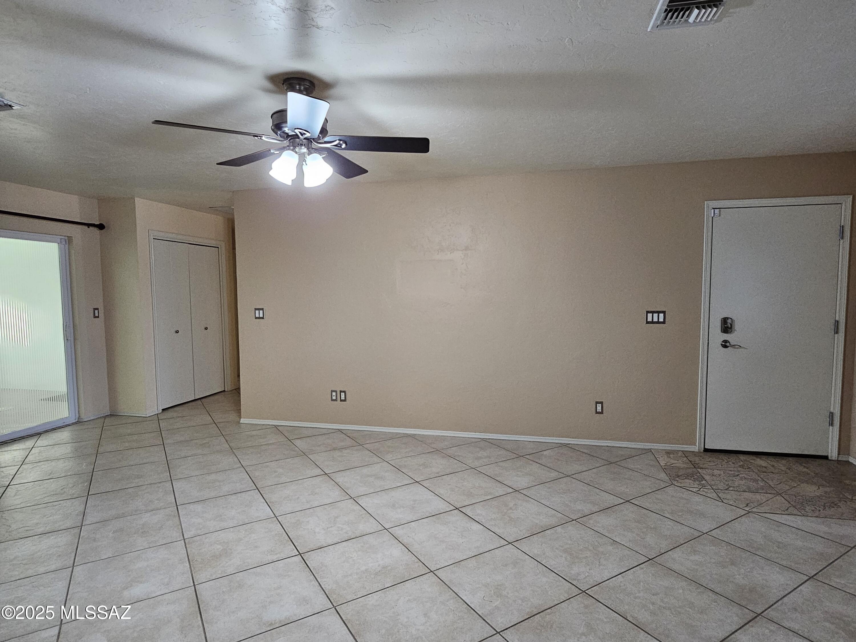 Casas Adobes Country Club Est. - Residential Lease