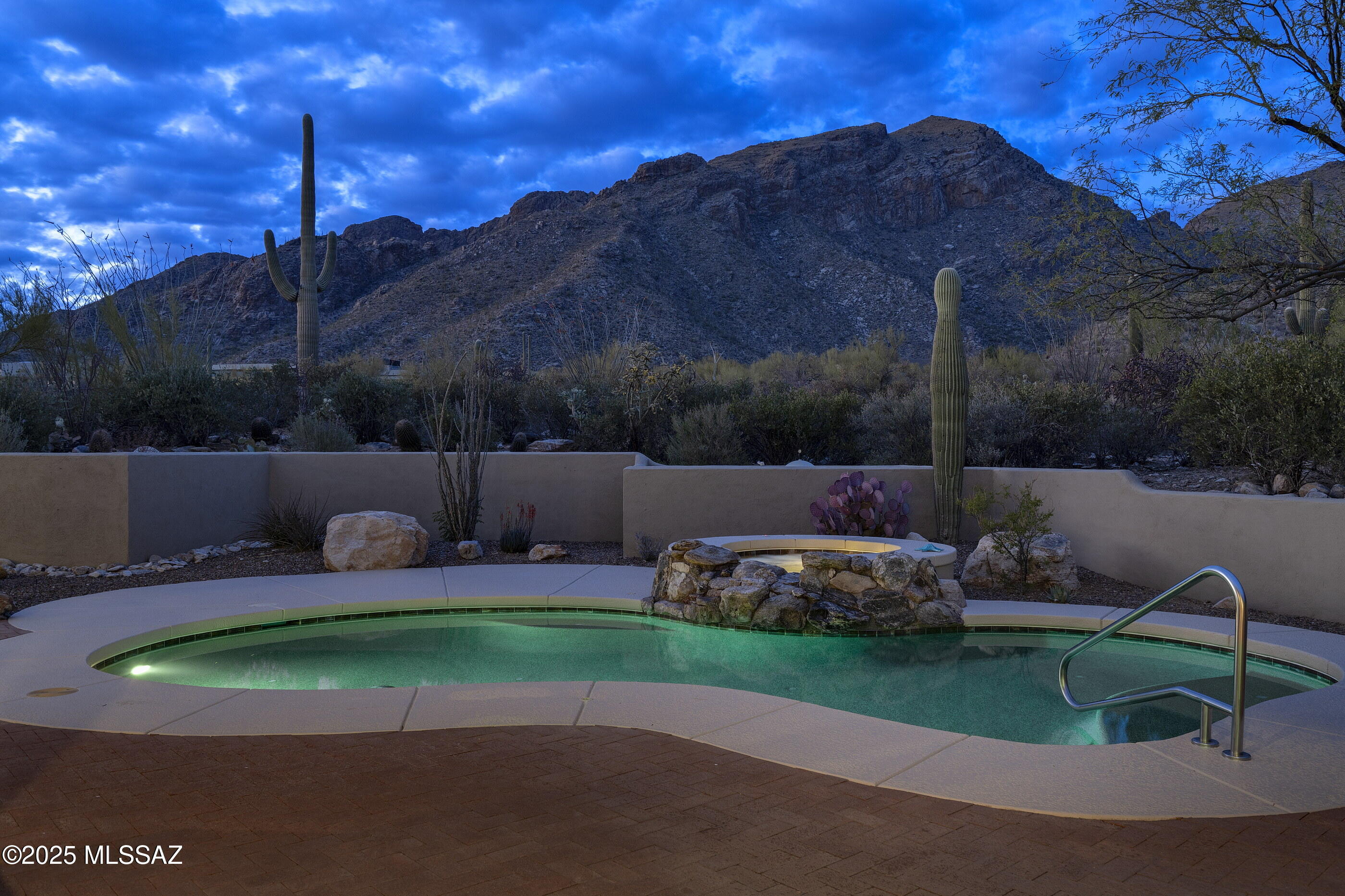 Enclave At Pima Canyon (The) - Residential