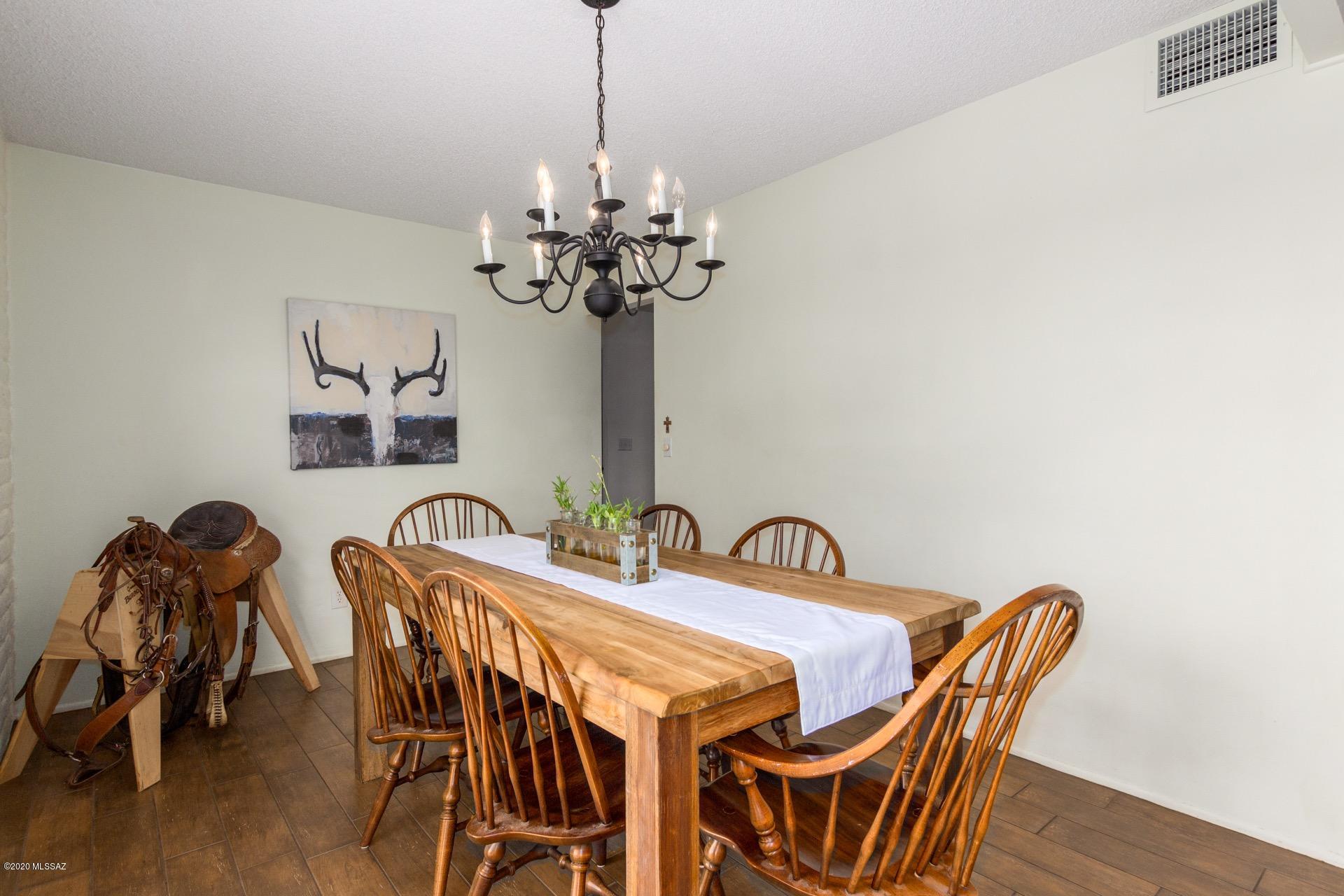 Windsor Park NO 3 (1-24) - Residential