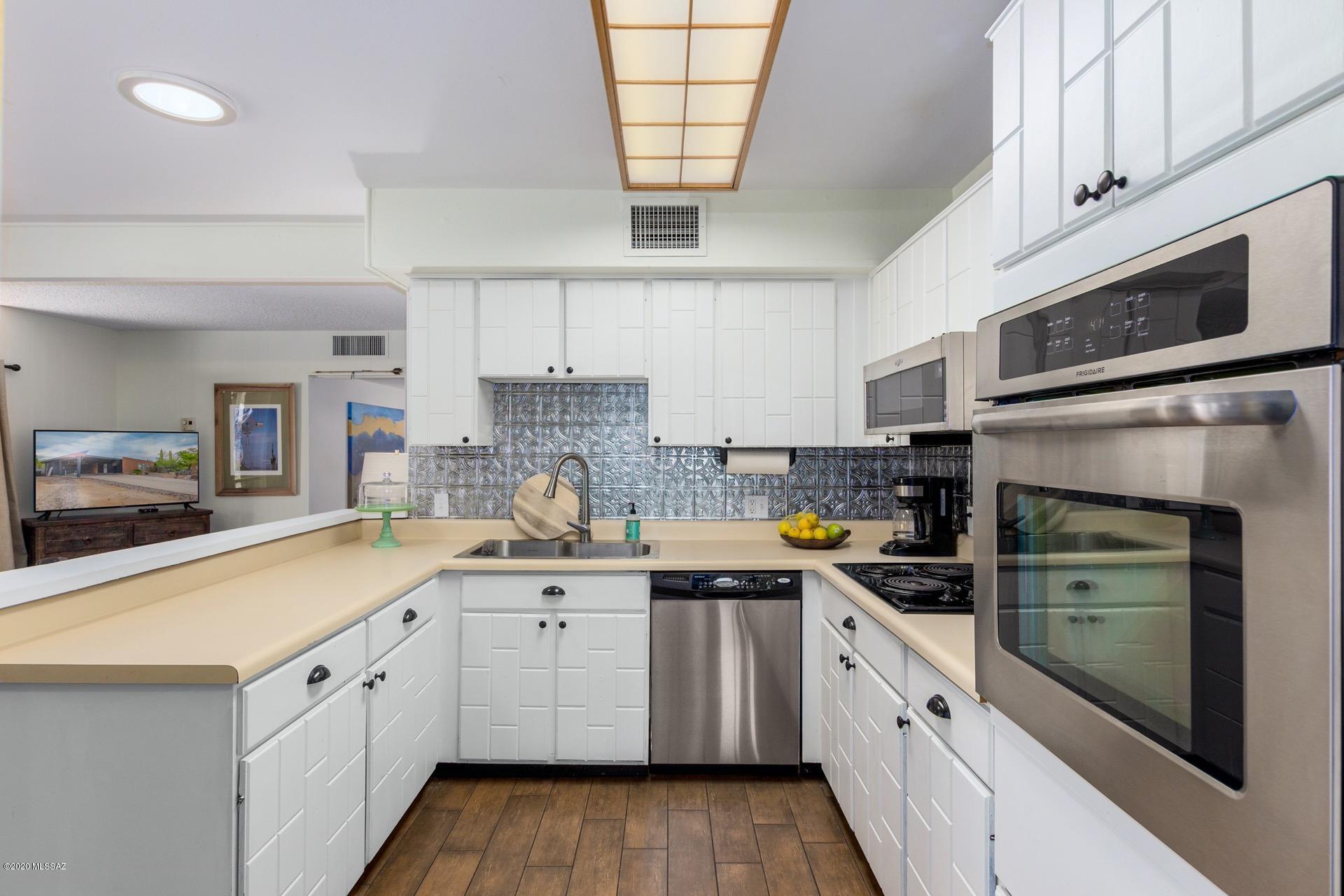 Windsor Park NO 3 (1-24) - Residential