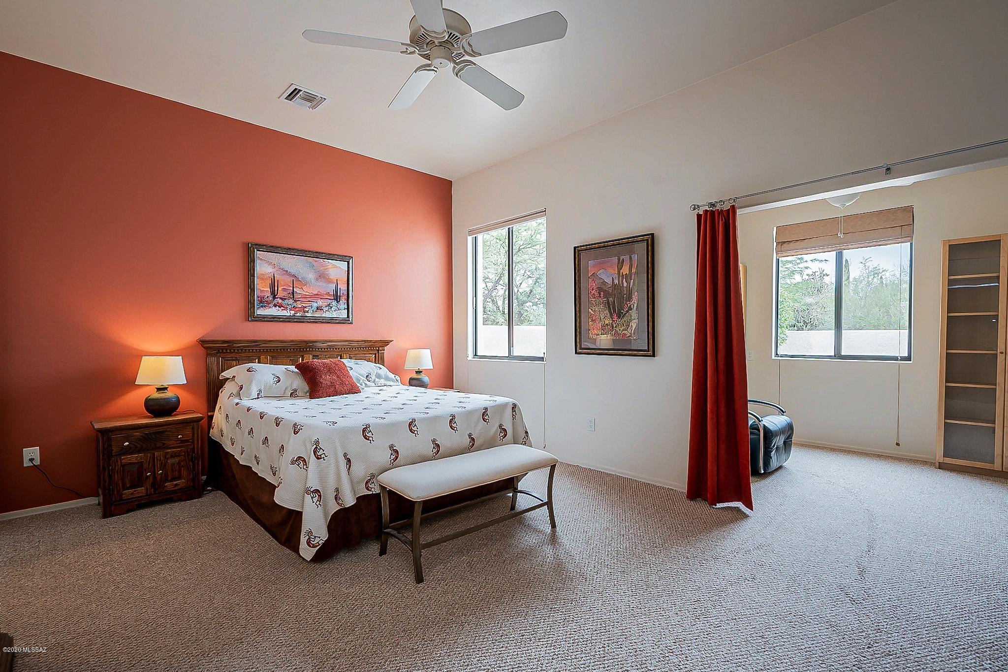 Valley Lane Townhomes (135-169) - Residential