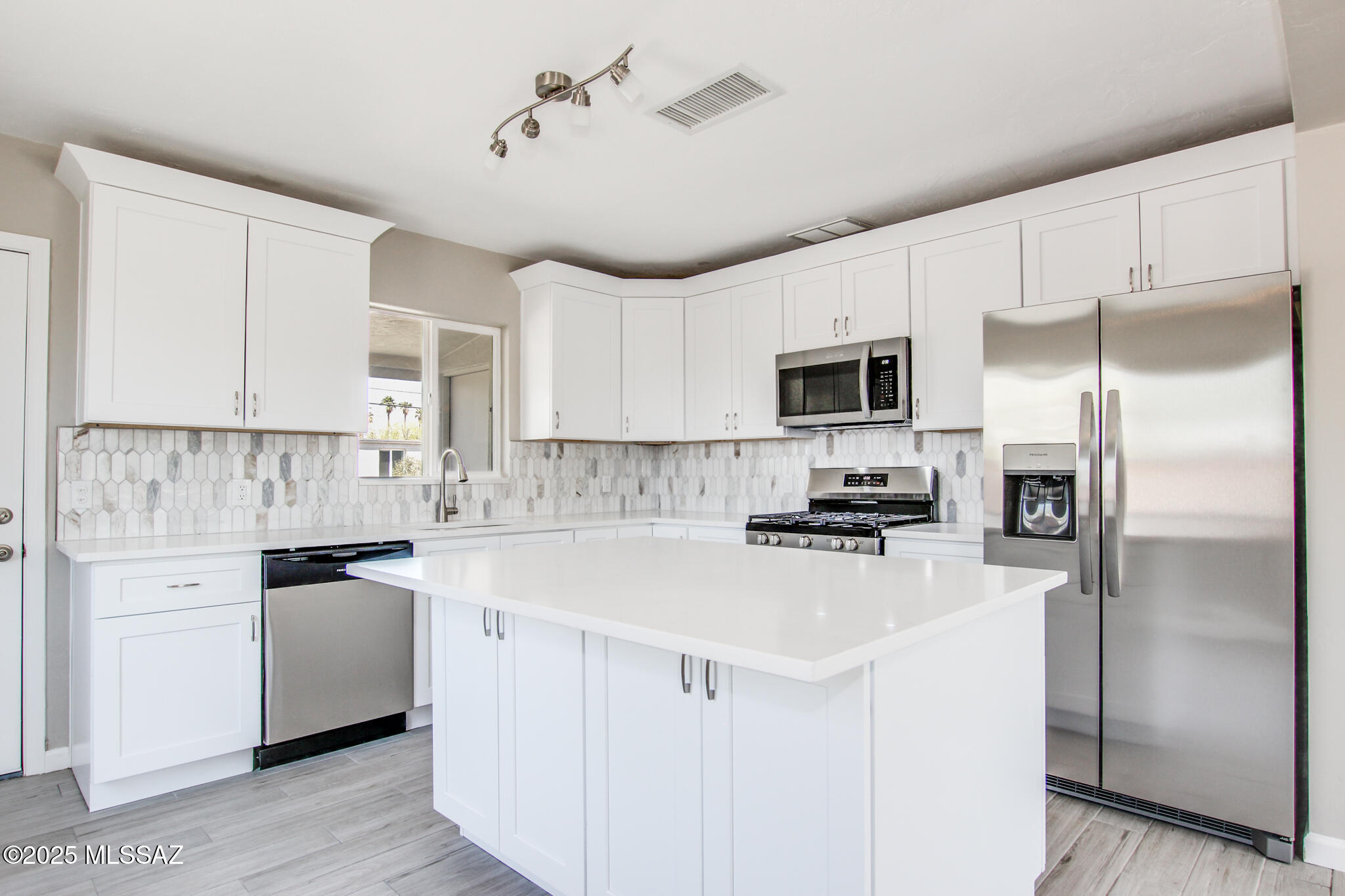 801 E Hedrick Drive
