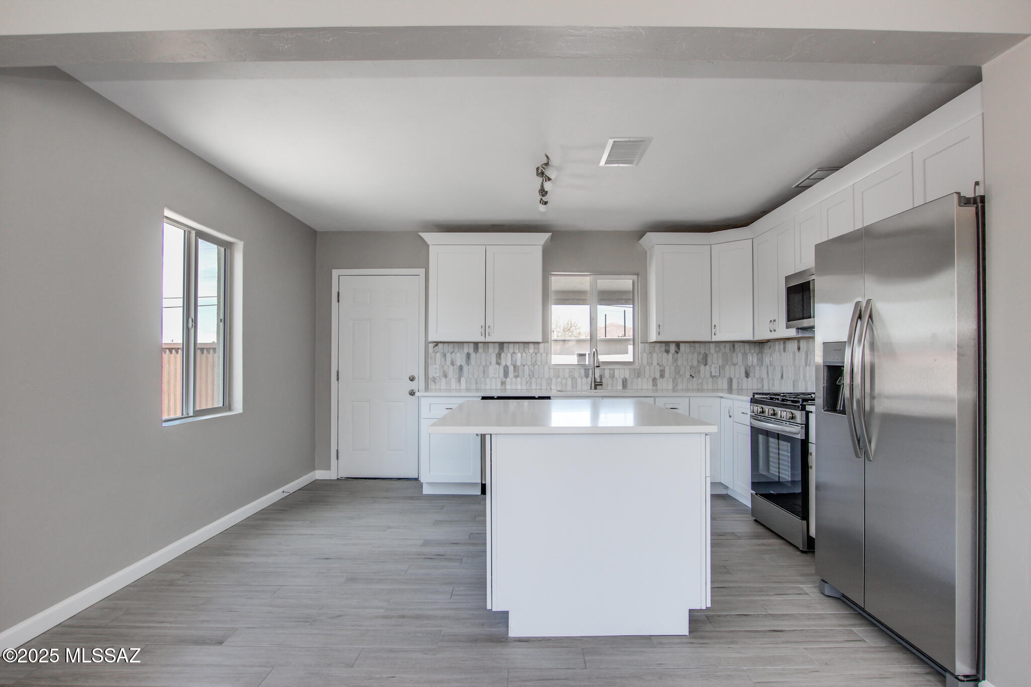 801 E Hedrick Drive