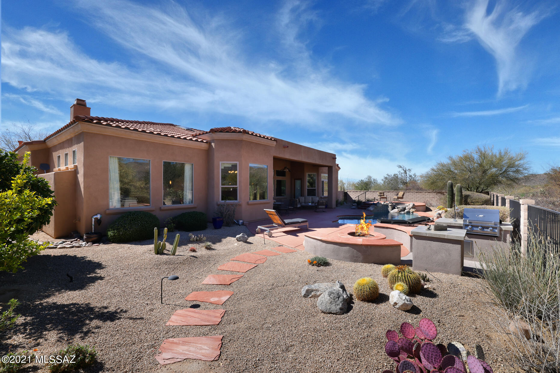 Dos Lagos at Dove Mountain (1-91) - Residential