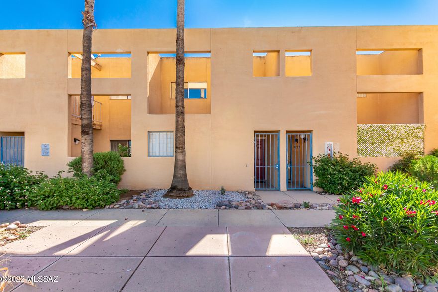 Available now! This charming 2-story unit with a private courtyard is now on the market! Immaculate interior features high ceilings, tile flooring, recessed lighting, and a well-sized living/dining room with sliding glass doors merging the indoor with the outdoor living. Cook your favorite meals in the delightful kitchen boasting two-toned wood cabinets, built-in appliances, a pantry, and ample counter space. Continue upstairs to discover perfectly-sized bedrooms with plush carpet, mirrored-door closet, vanity area, & one with balcony access. The pristine bathroom upstairs showcases designer's tile shower. Sit back & relax on the sizeable patio with pavers! Come see for yourself!