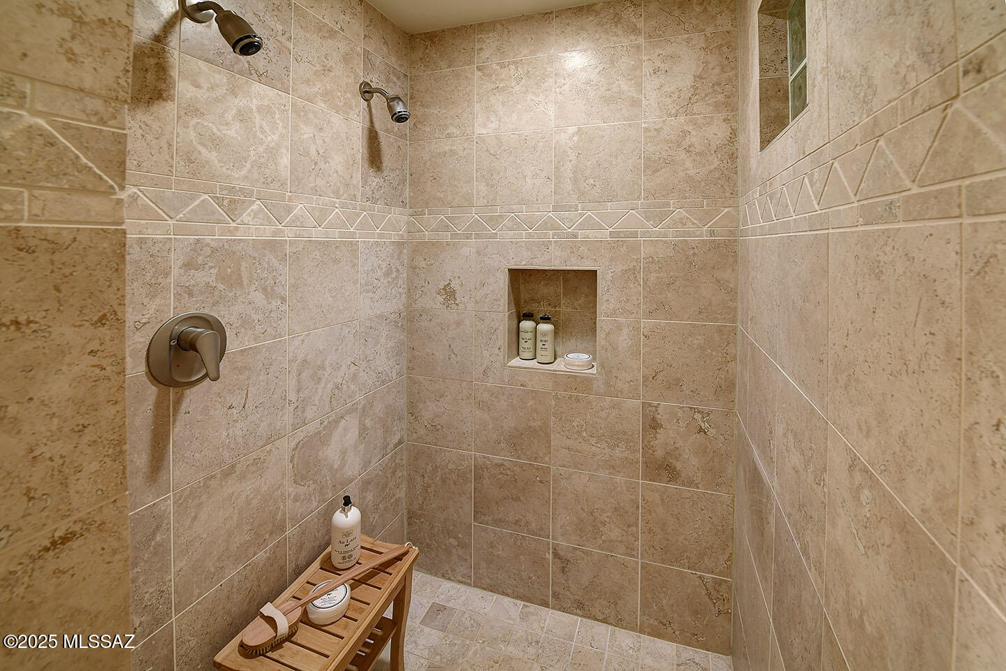 Alta Vista (99-145) - Residential