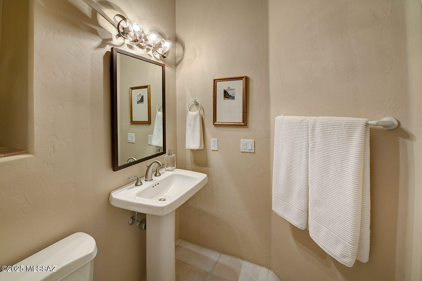 Alta Vista (99-145) - Residential